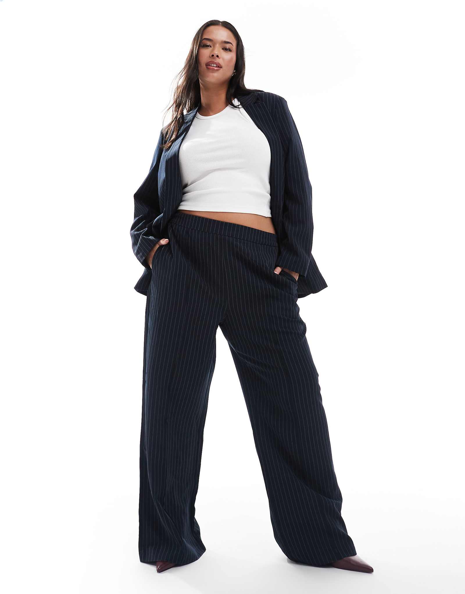 Pieces Curve tailored pants in black pinstripe - part of a set 12890₽