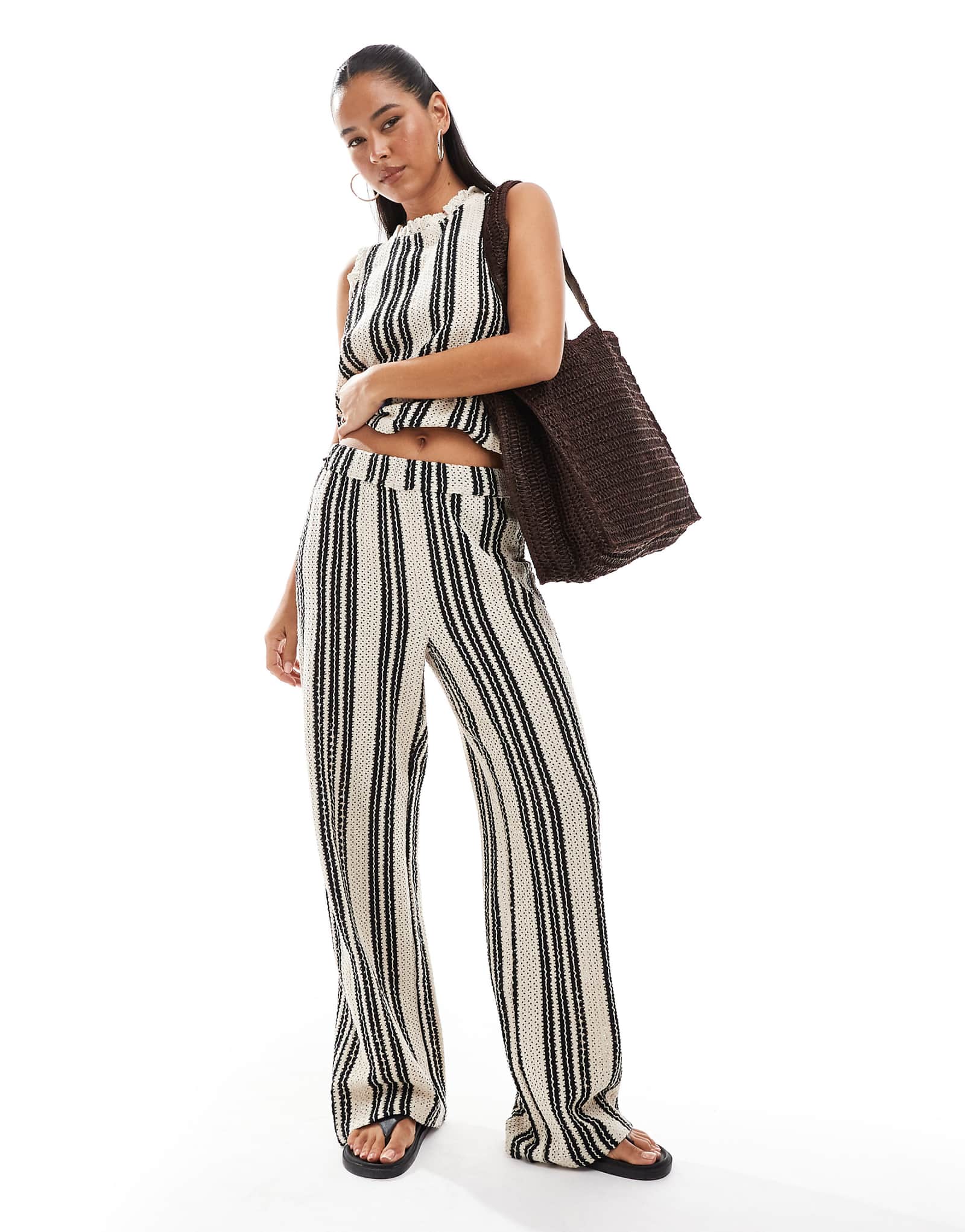 Object open knit wide leg pants in black and white stripes - part of a set 15490₽