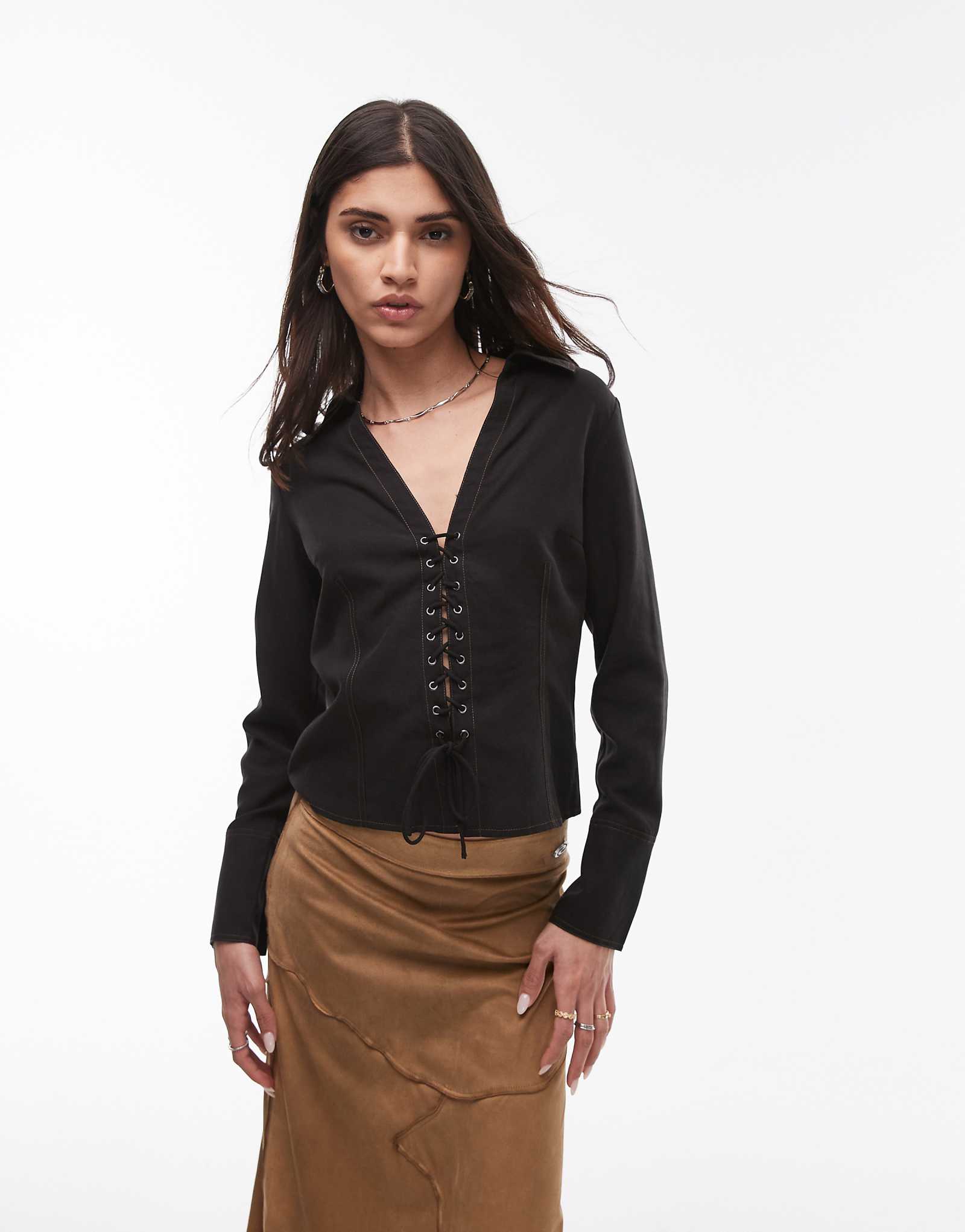 Resume western tie up front top in black