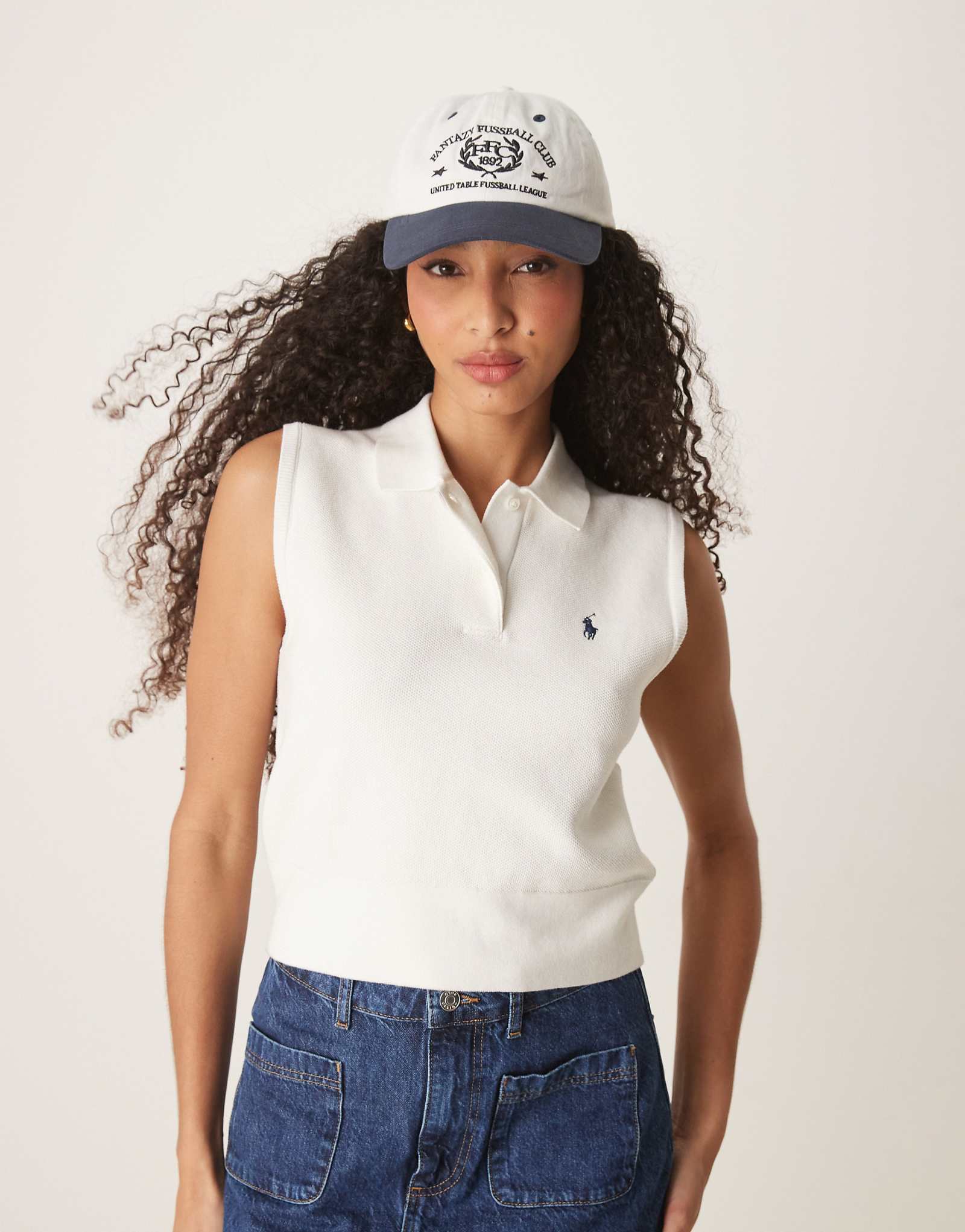 Polo Ralph Lauren sleveless icon logo knit polo vest in white 24090₽