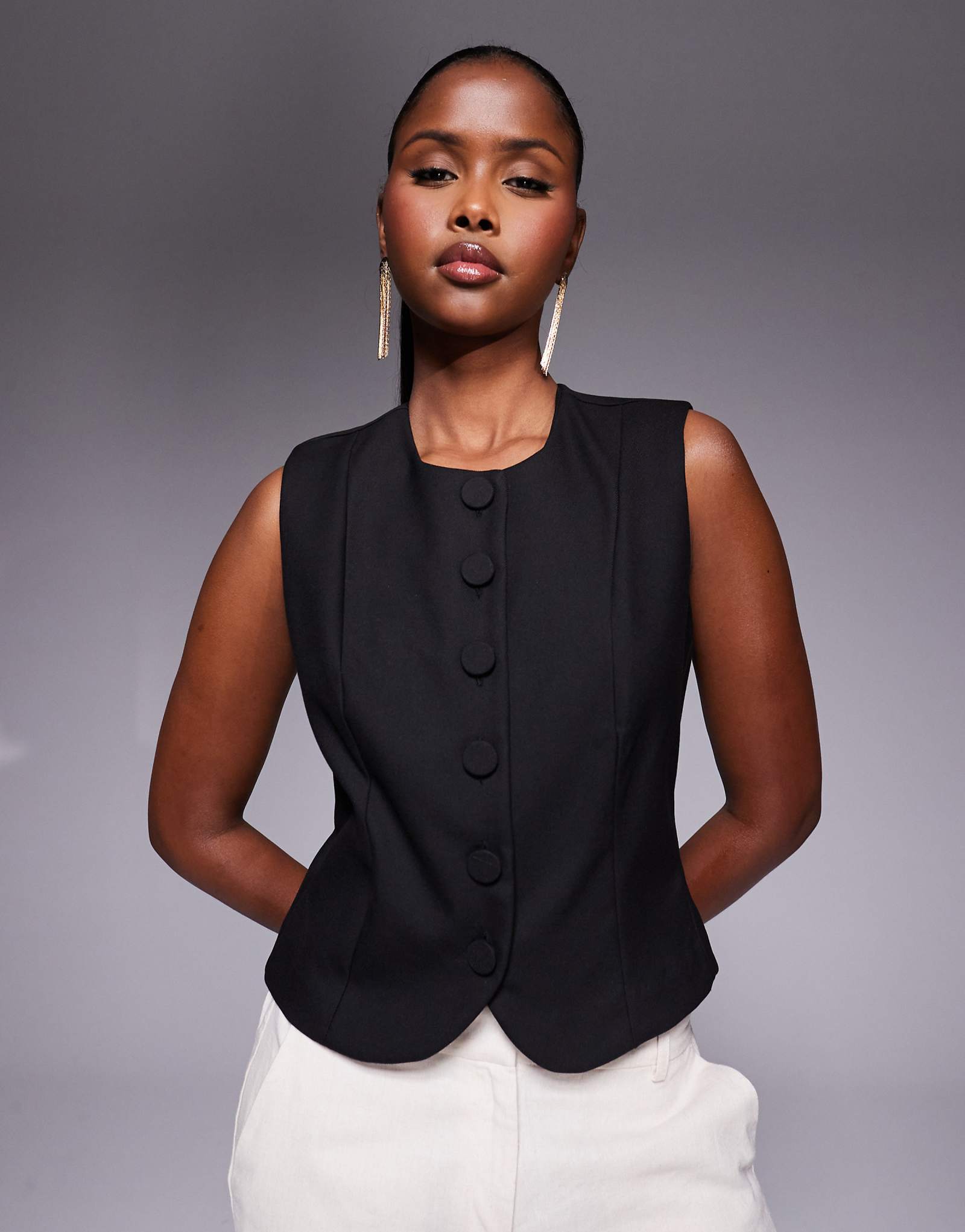 River Island high neck vest in black 9290₽