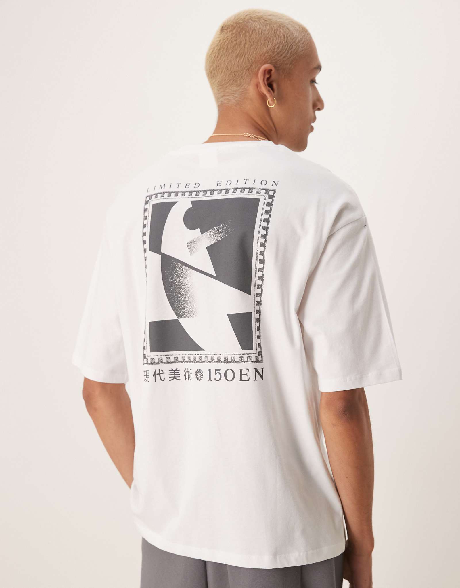 Selected Homme oversized t-shirt with backprint in white 3990₽