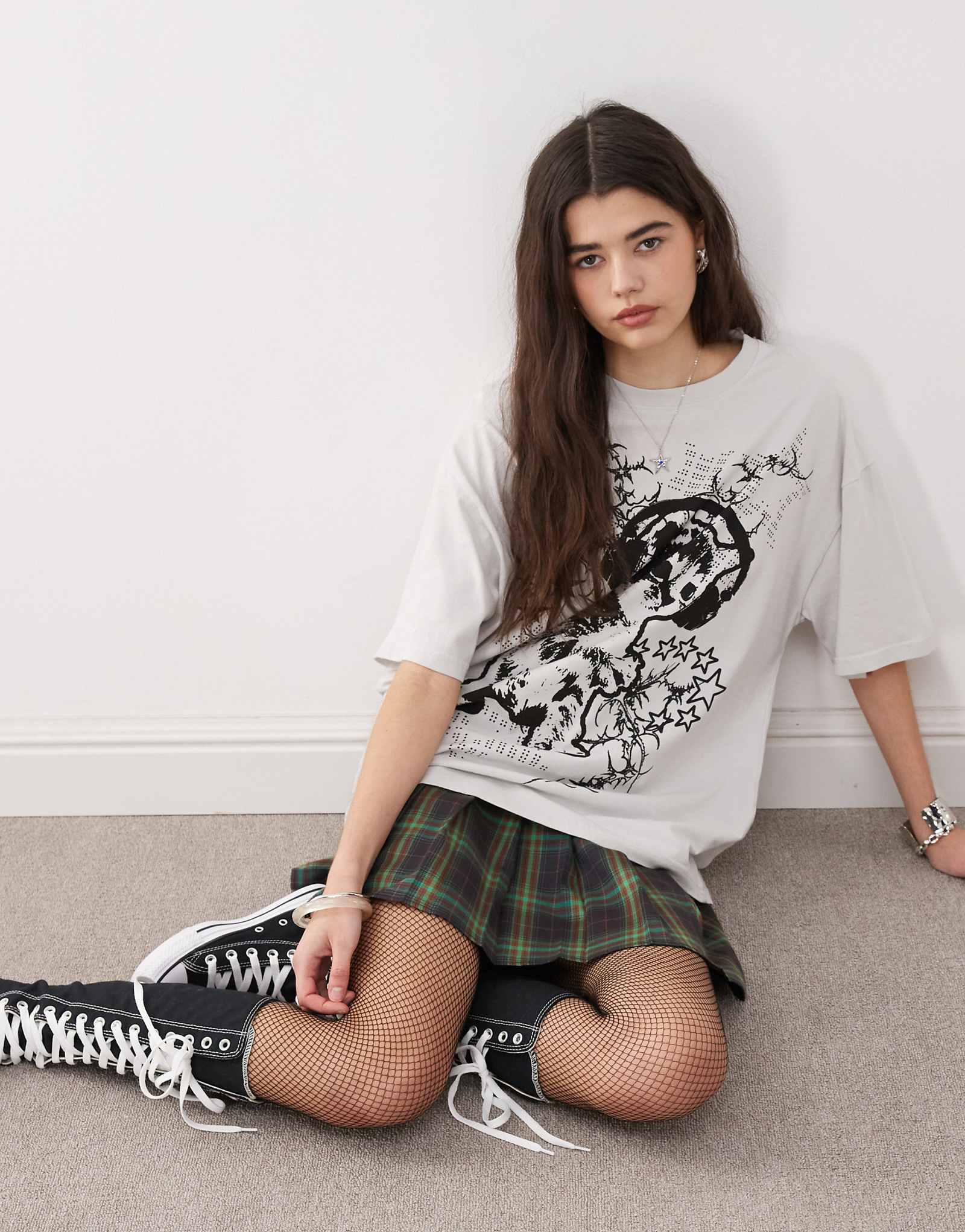 Minga London cat graphic oversized T-shirt in off-white