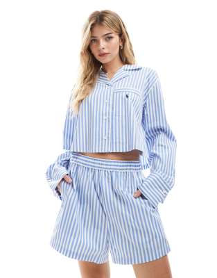 Укороченная рубашка в полоску Polo Ralph Lauren и пижамный комплект-боксеры синего цвета
