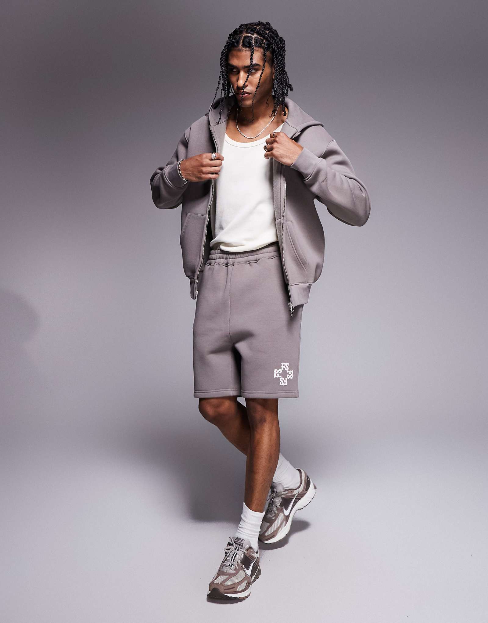 Faded Store monogram logo 320gsm shorts in brown - part of a set