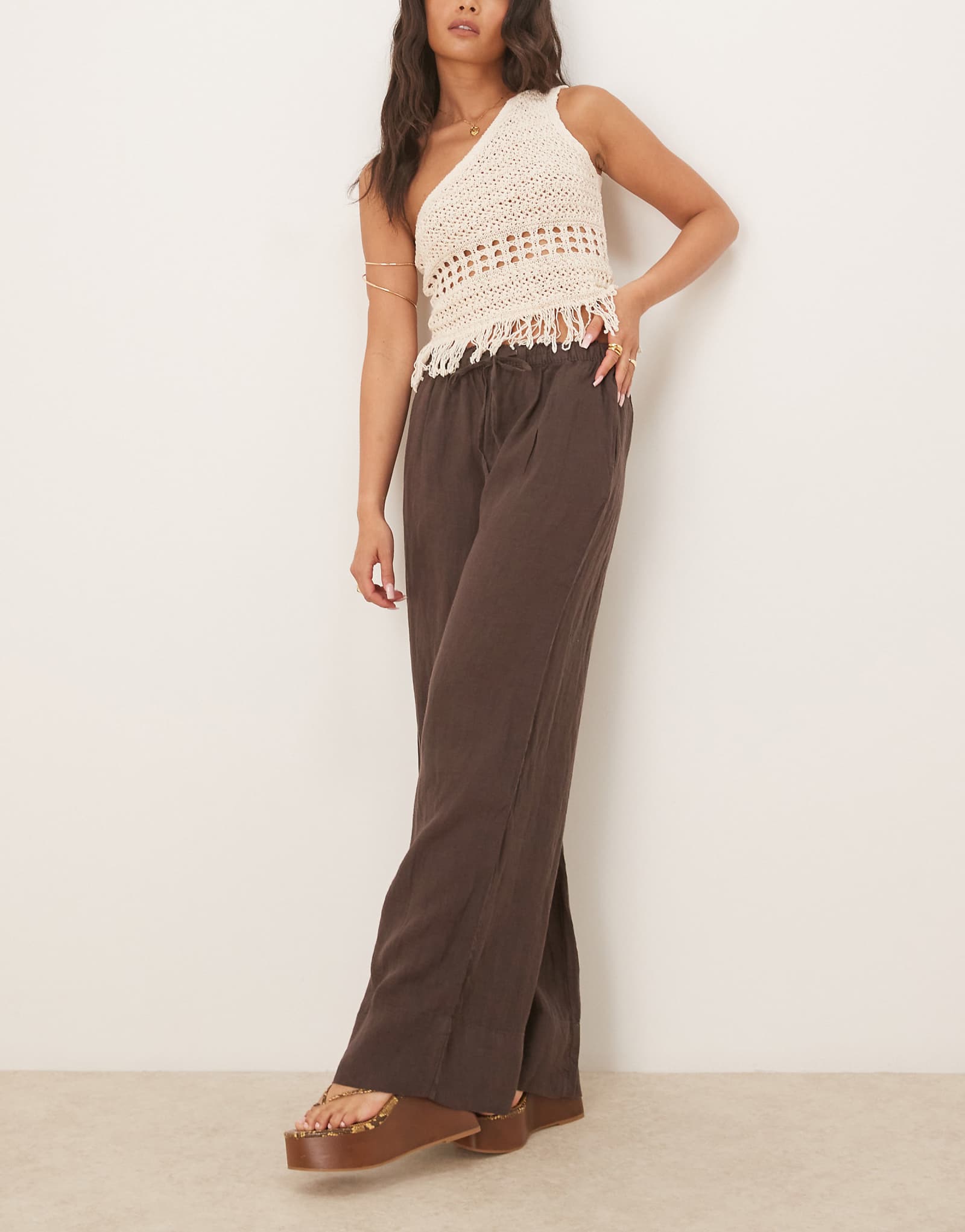 Gina Tricot wide leg linen pants in brown 12490₽