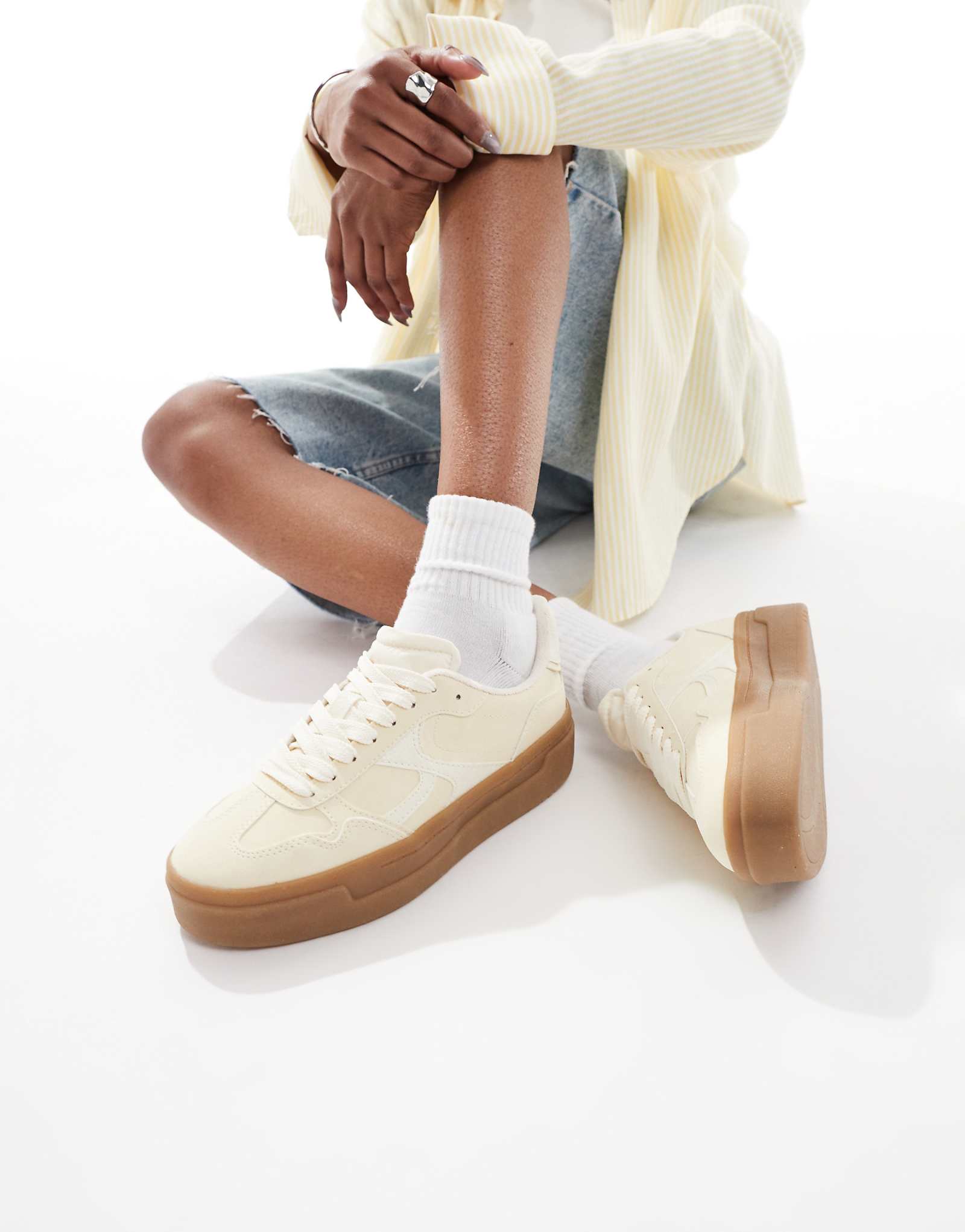 Stradivarius platform rubber sole sneakers in pale yellow