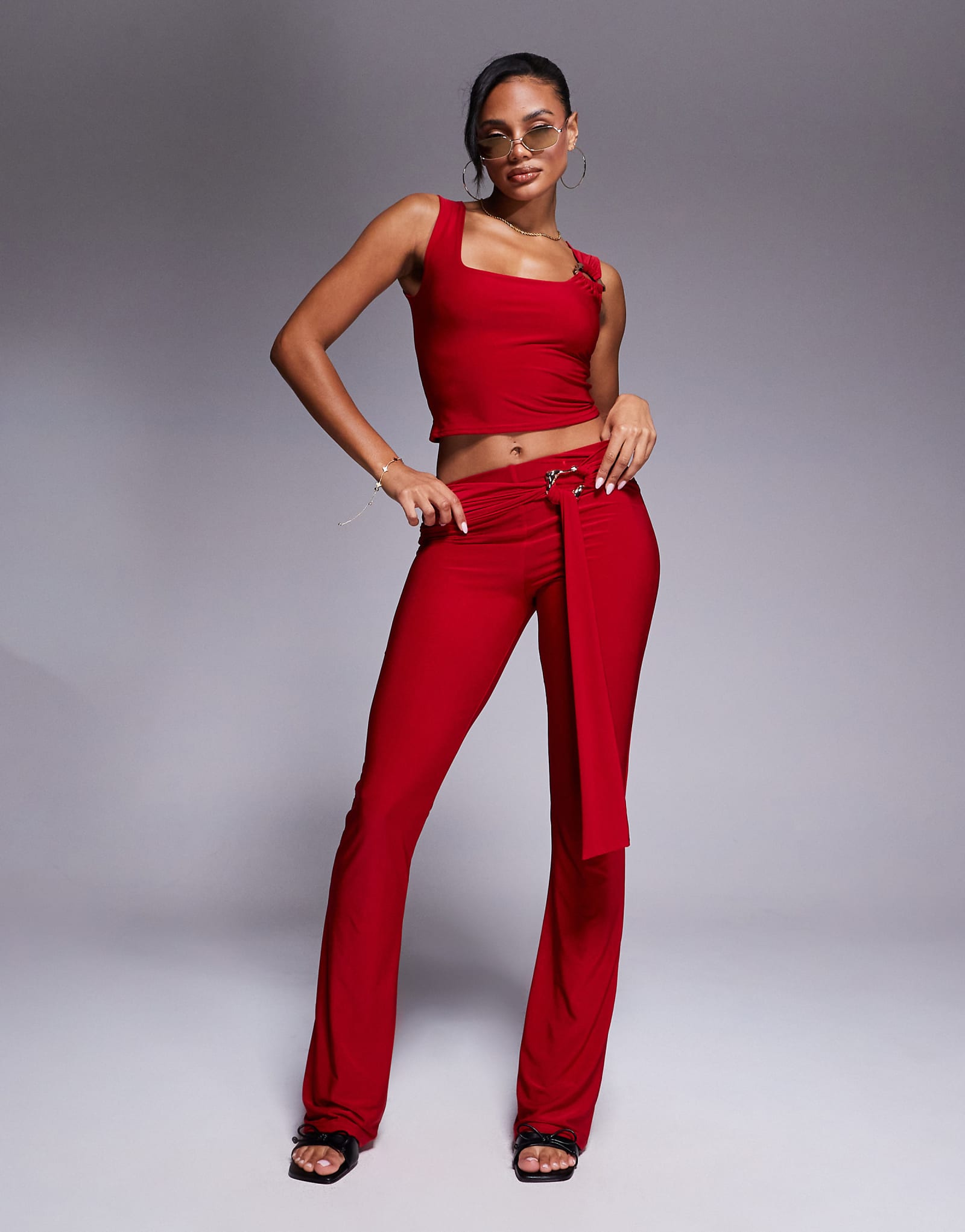 Kaiia Exclusive slinky gold hardware belt detail pants in red - part of a set 8290₽
