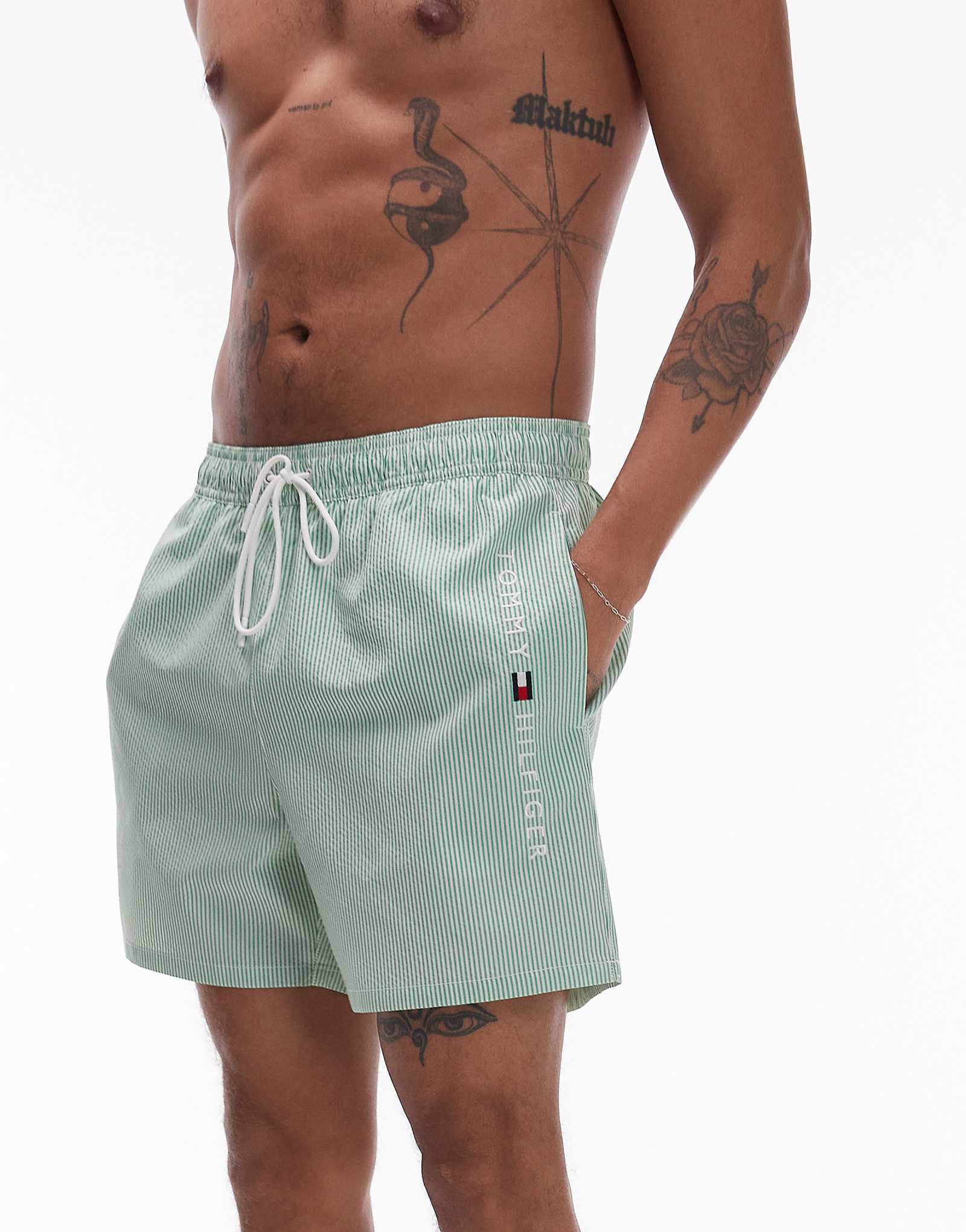 Tommy Hilfiger side logo drawstring swim shorts in green stripe 17590₽