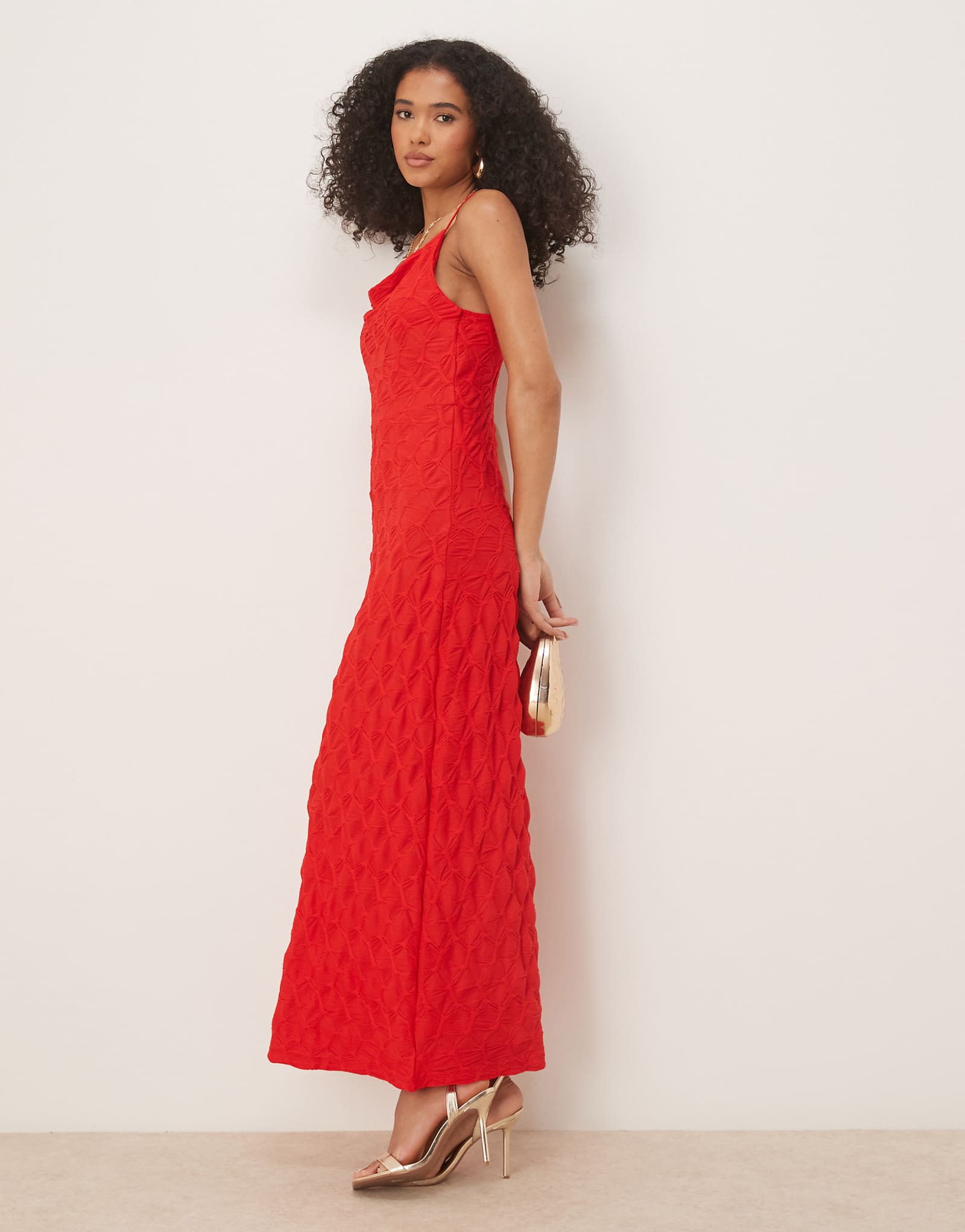 Vila textured jersey cami maxi dress in racing red 14690₽