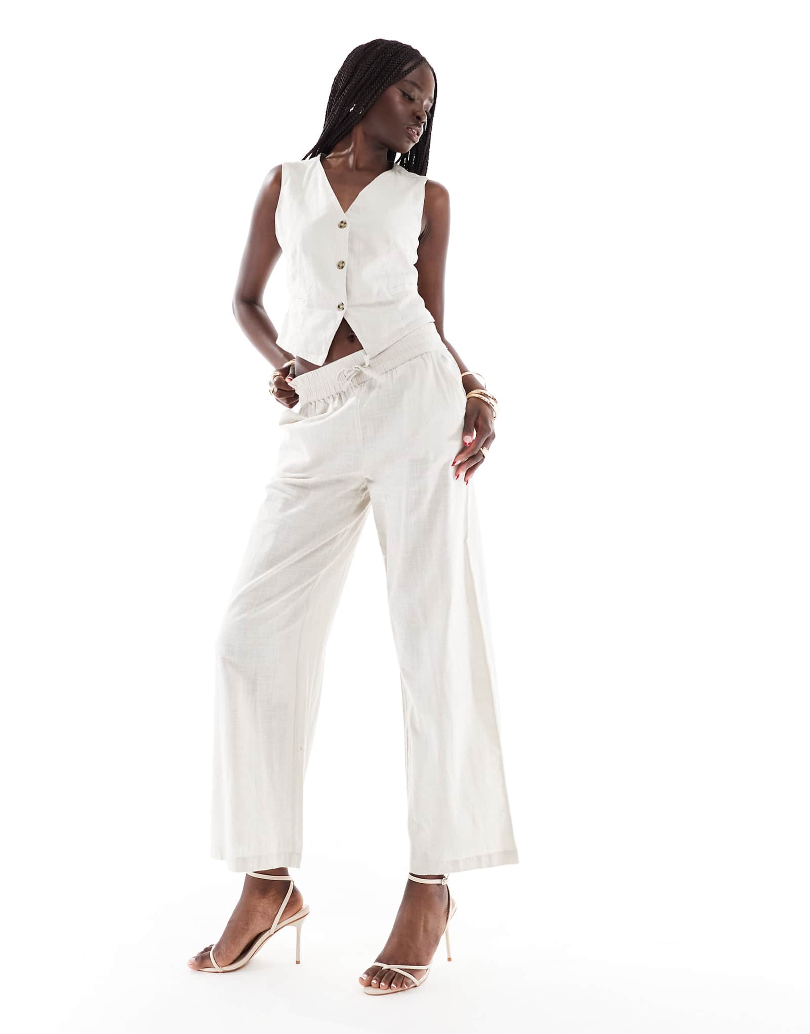 Vero Moda tailored drawstring waist wide leg pants in stone - part of a set 4390₽
