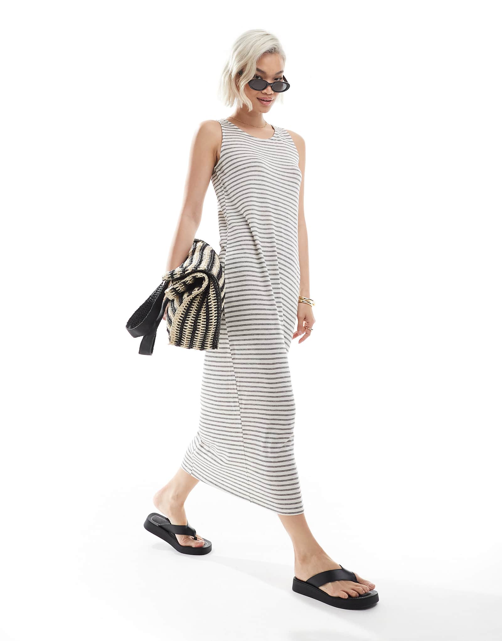 Vero Moda slubby maxi tank dress in mono stripe 8290₽
