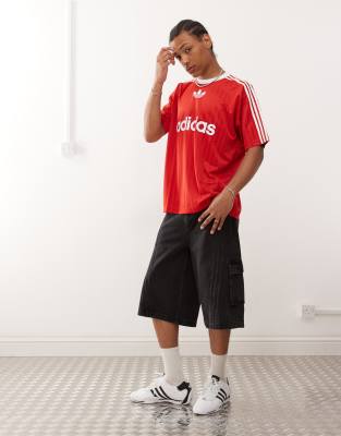 футболка adidas Originals Adicolor poly красного цвета