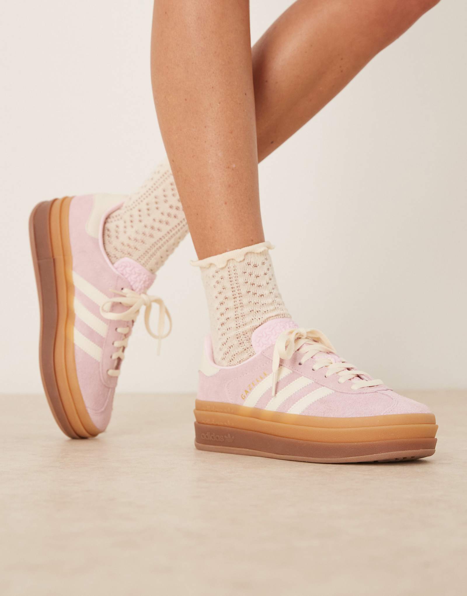 adidas Originals Gazelle Bold sneakers in light pink 22090₽