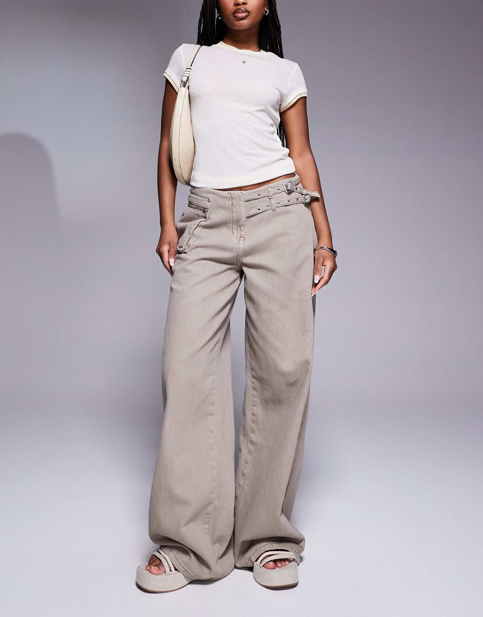 Princess Polly buckle and pocket detail baggy wide leg jeans in washed brown 13990₽