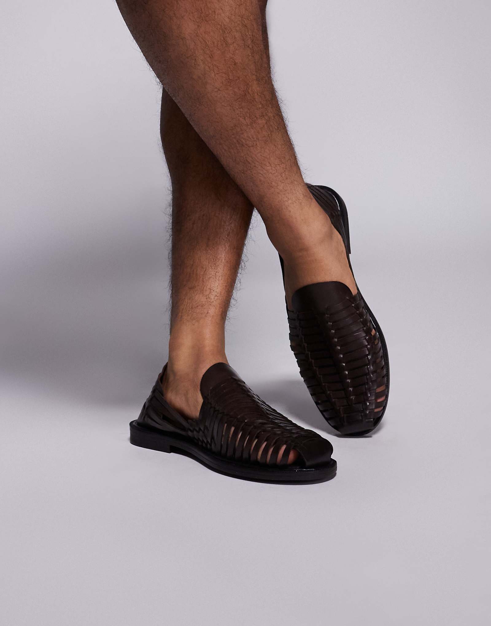 ASOS DESIGN woven fisherman sandals in brown leather 7090₽