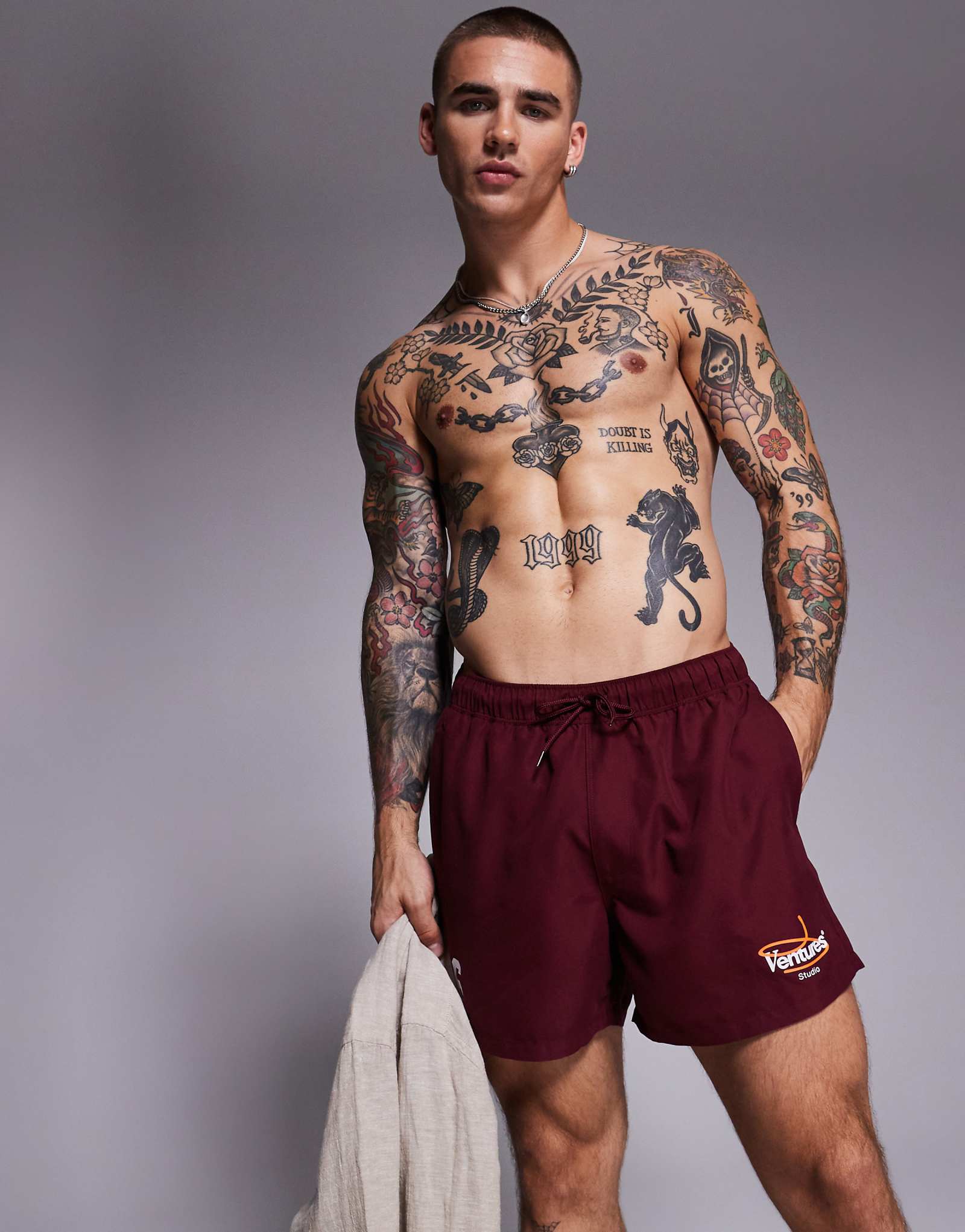 ASOS DESIGN short length swim shorts with placement print in tan 3590₽