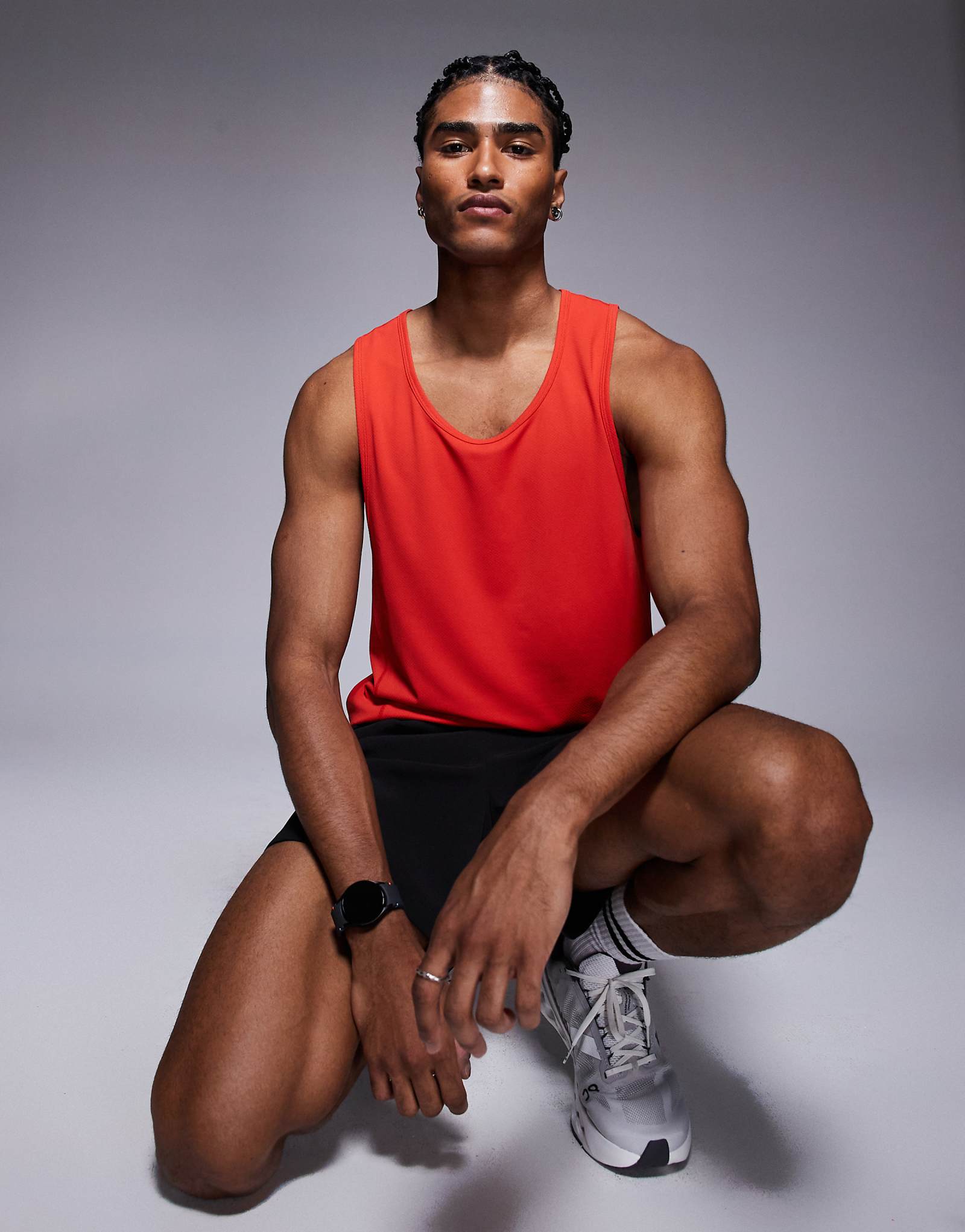 4505 Icon quick dry training tank top with racer back in red 3490₽