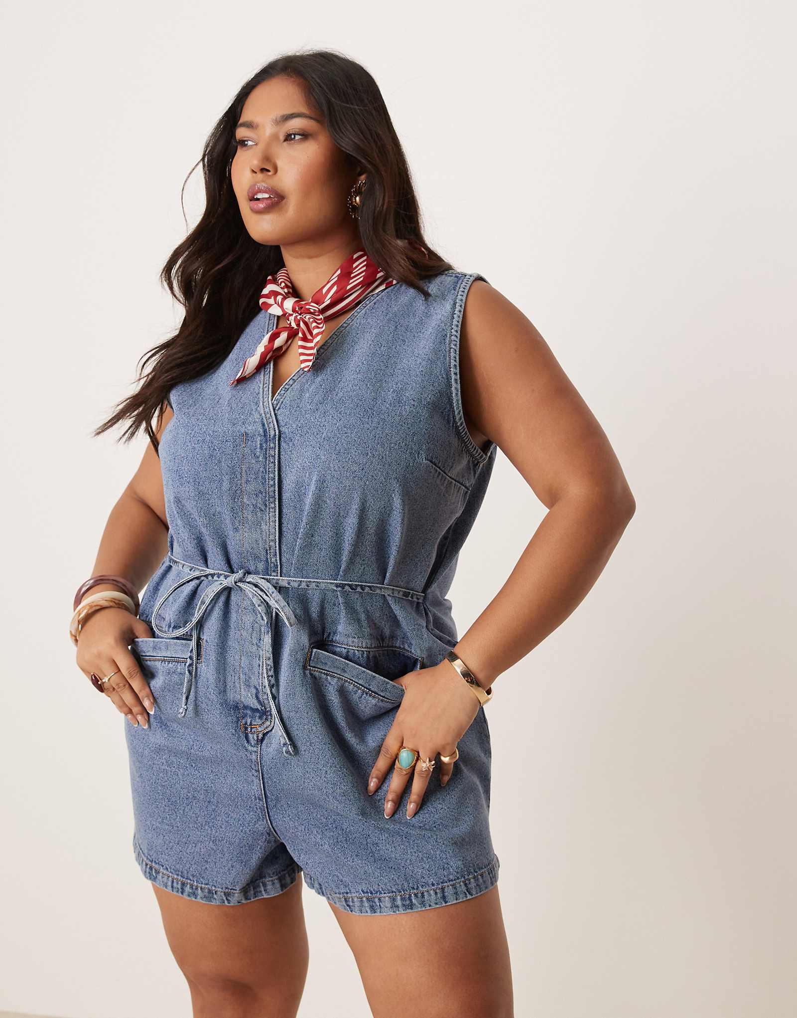 ASOS DESIGN Curve denim romper with tie back in midwash blue 11190₽