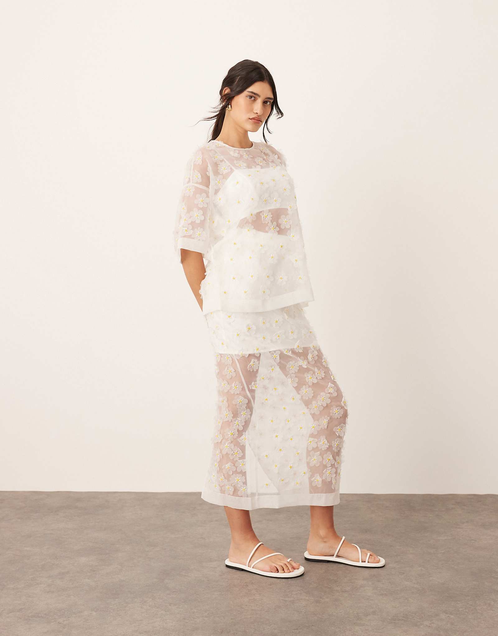 ARRANGE 3D daisy sheer column maxi skirt - part of a set 12790₽