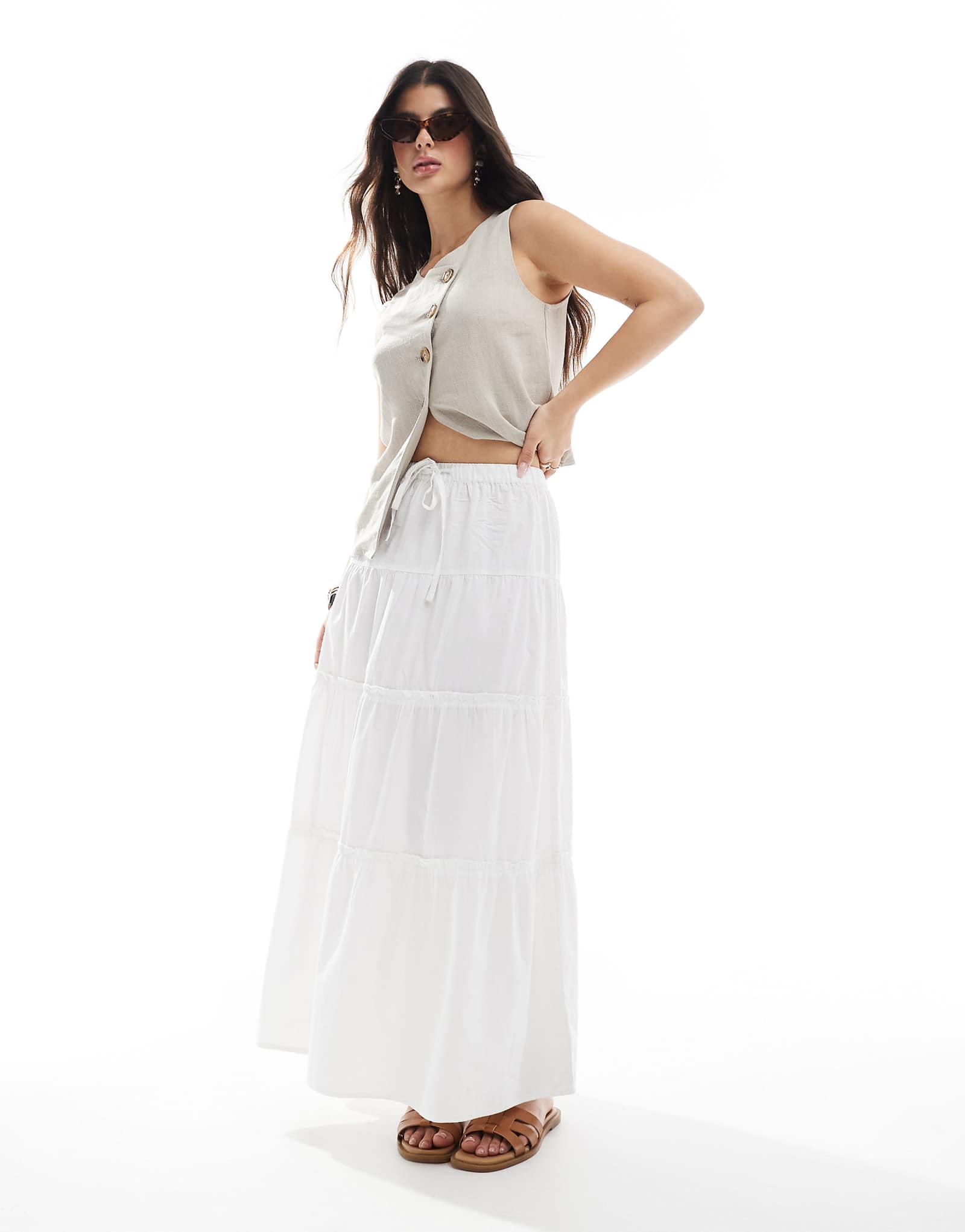 Brave Soul tiered midi skirt in white 5690₽