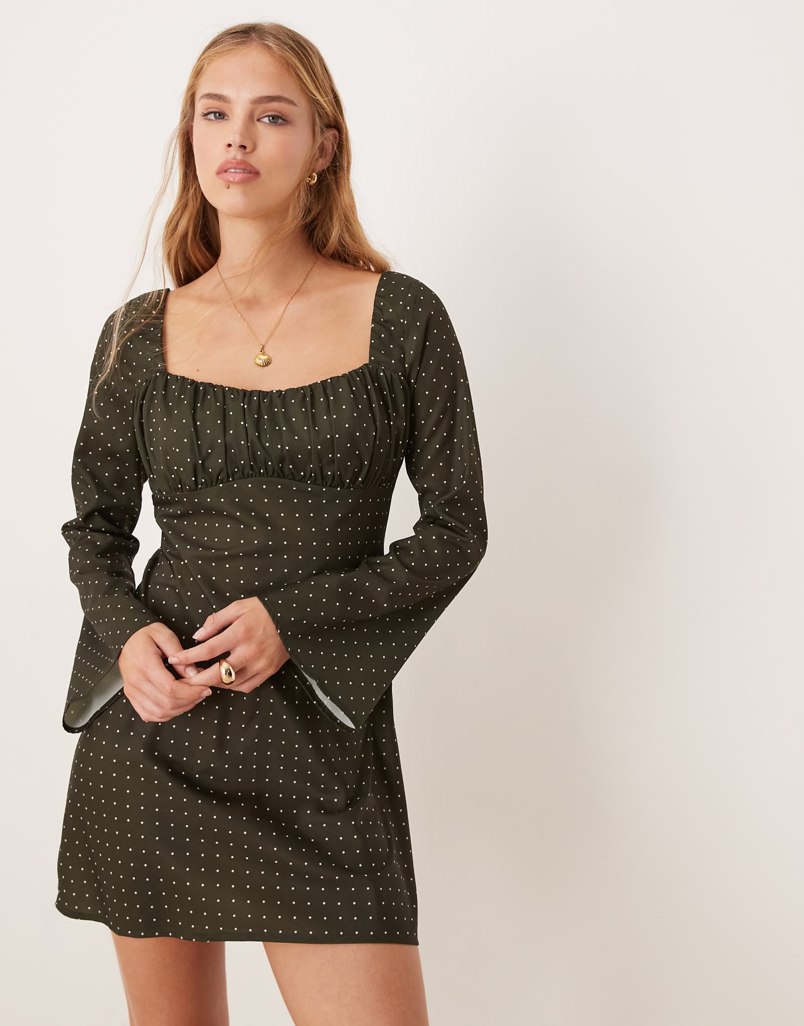 Kiss The Sky polka dot mini dress in forest green 4590₽