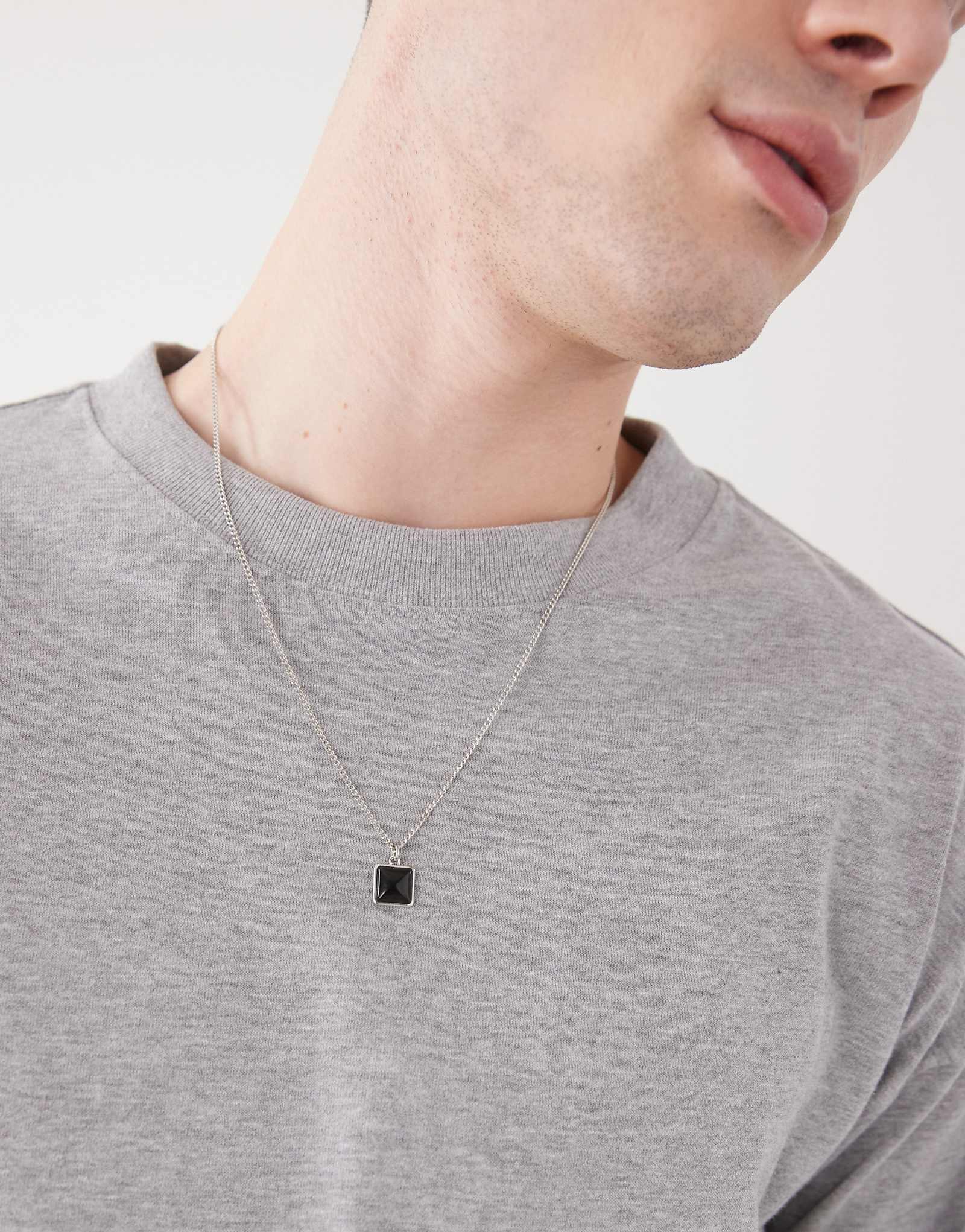 Faded Future chain necklace with black stone pendant in silver 3090₽