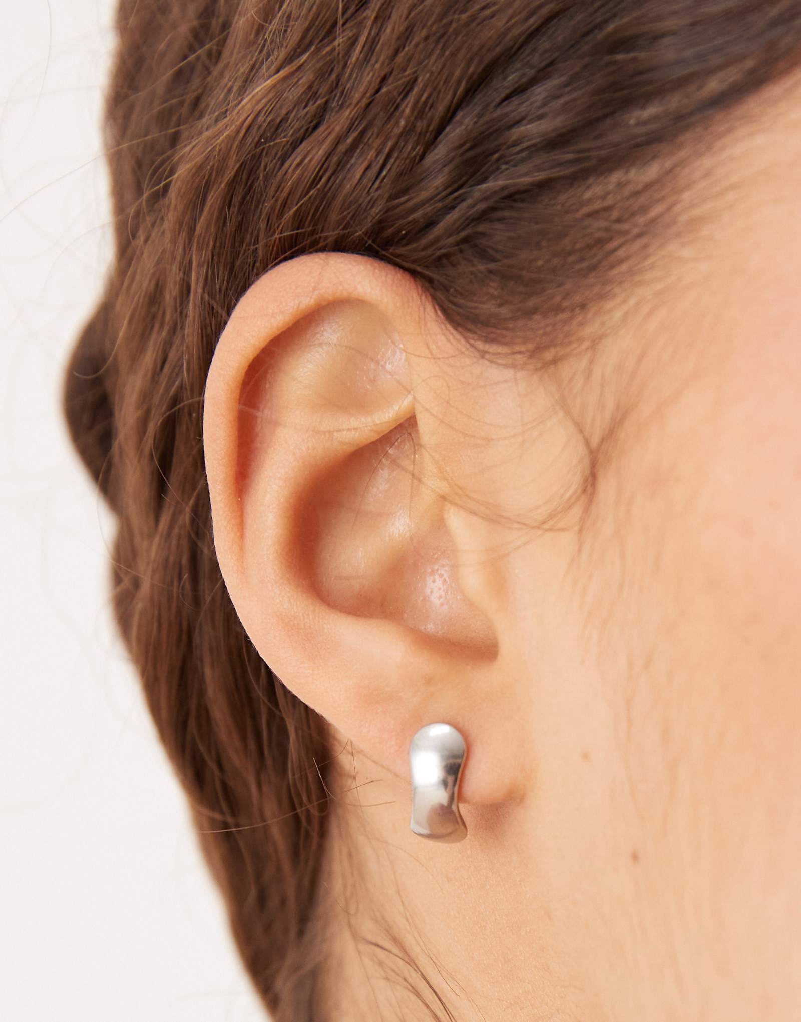 Lost Souls stainless steel wide huggie hoop earrings in silver tone 2390₽