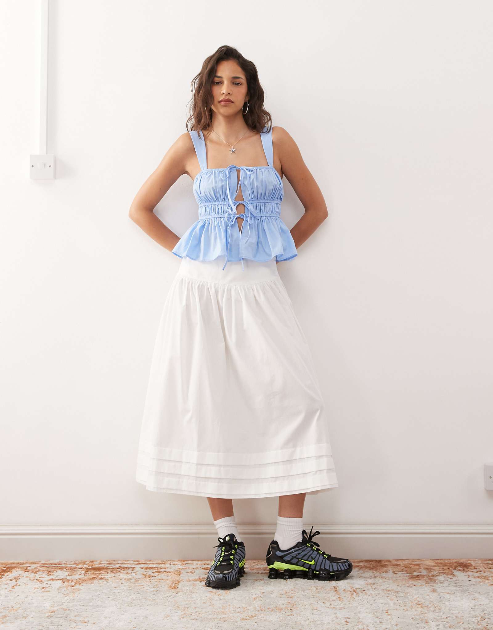 COLLUSION white maxi prairie skirt with pintuck details 10390₽