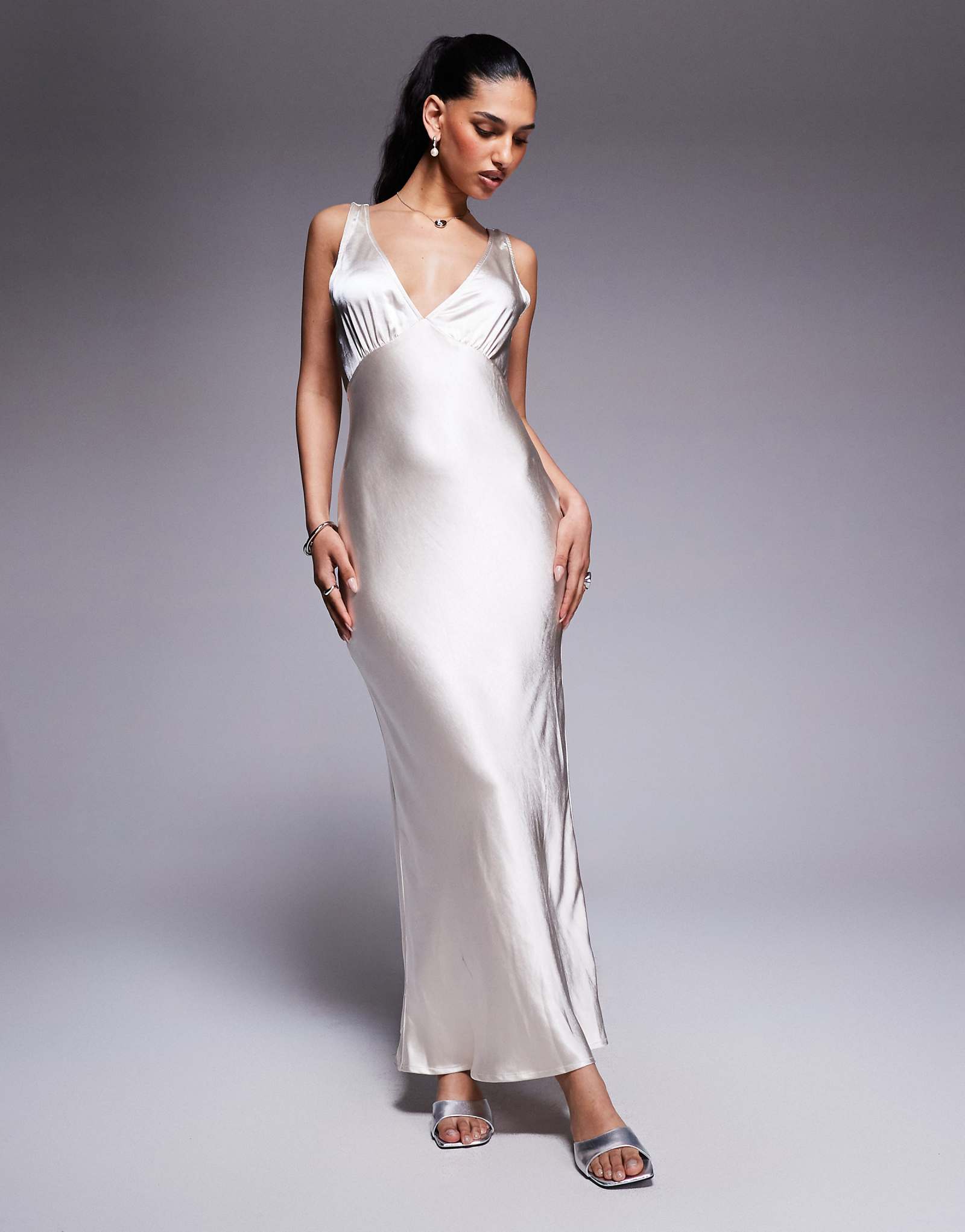 Princess Polly satin plunge cowl back maxi dress in oyster 16690₽