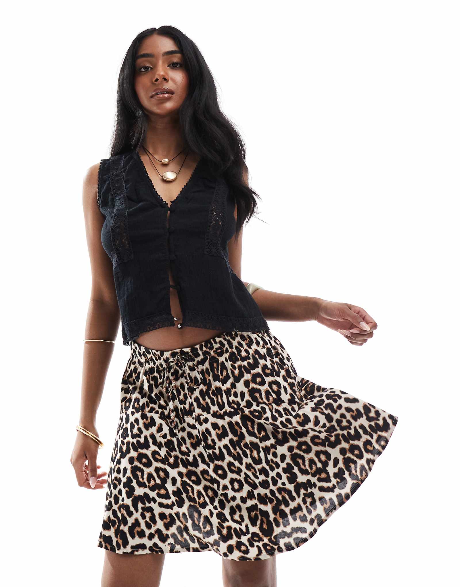 ONLY elastic waist skort in leo print