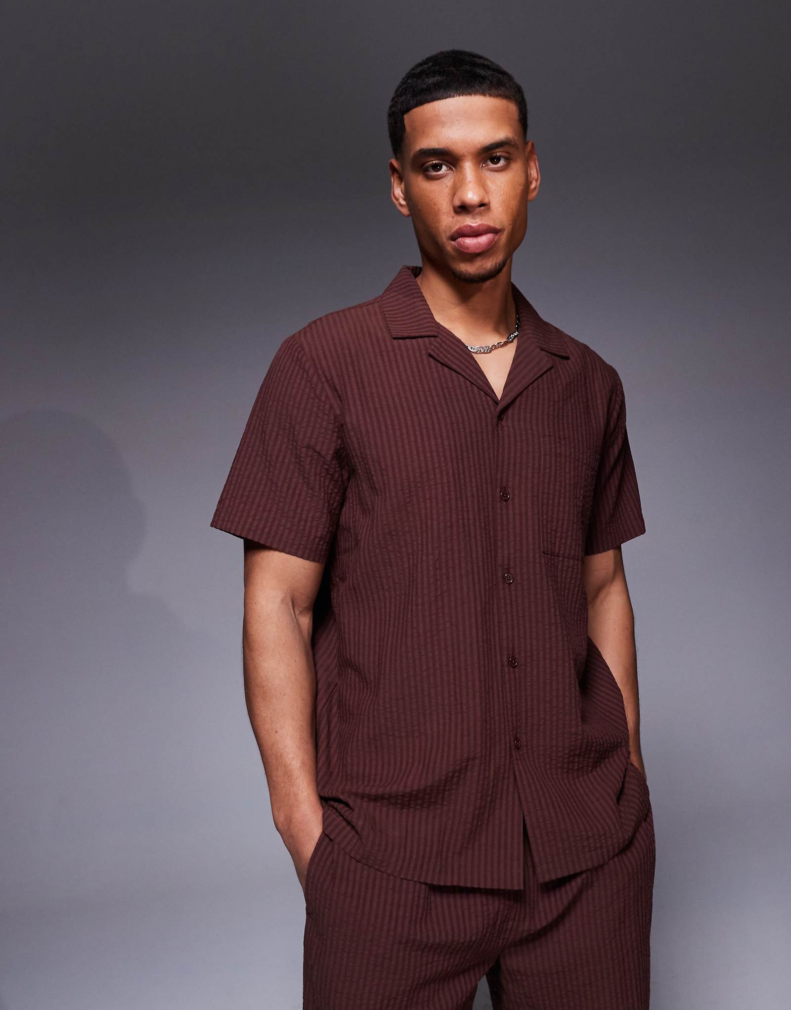 South Beach seersucker short sleeve beach shirt in brown - part of a set 7490₽
