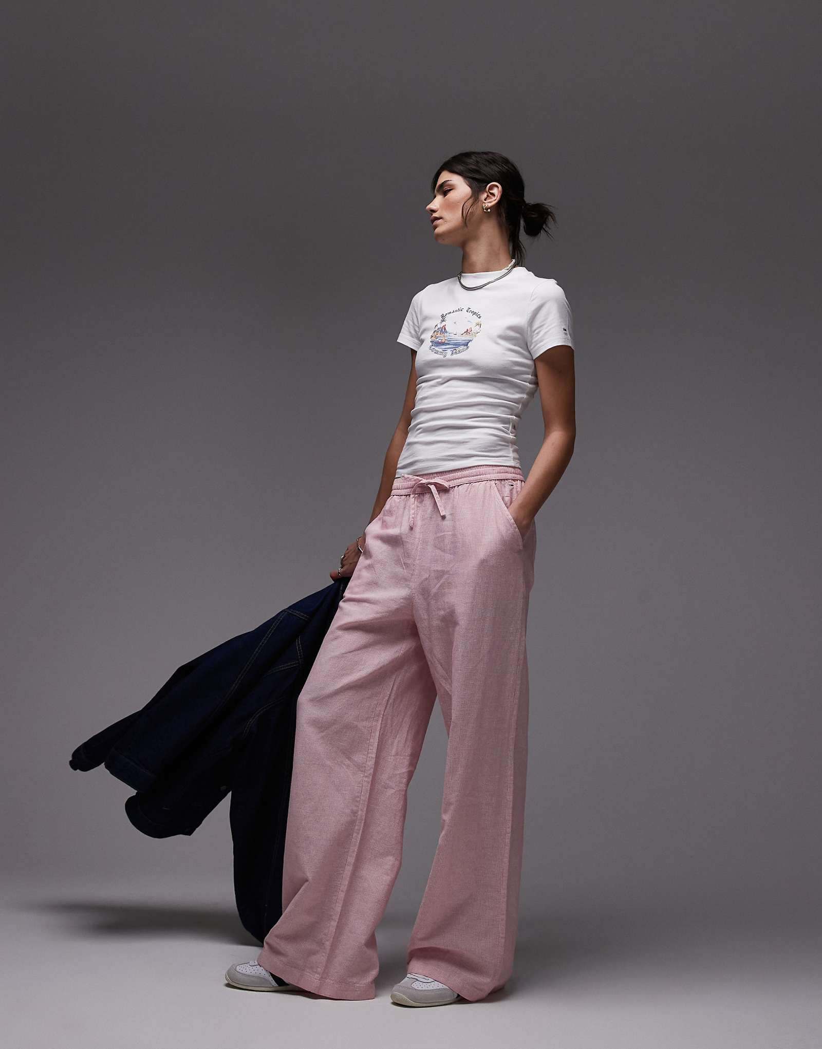 Tommy Jeans linen mix wide leg pants in pink and white stripe 23890₽