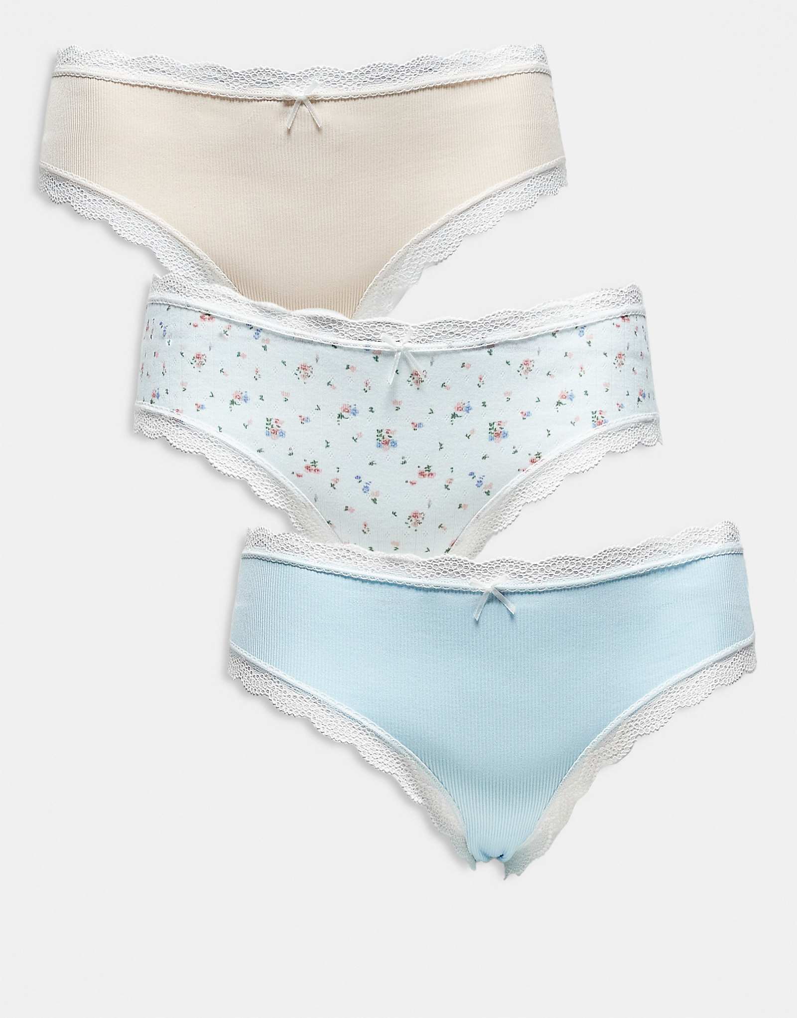 ASOS DESIGN Curve 3 pack brazilian briefs with lace trim in floral print and rib knit cream - blue 5090₽