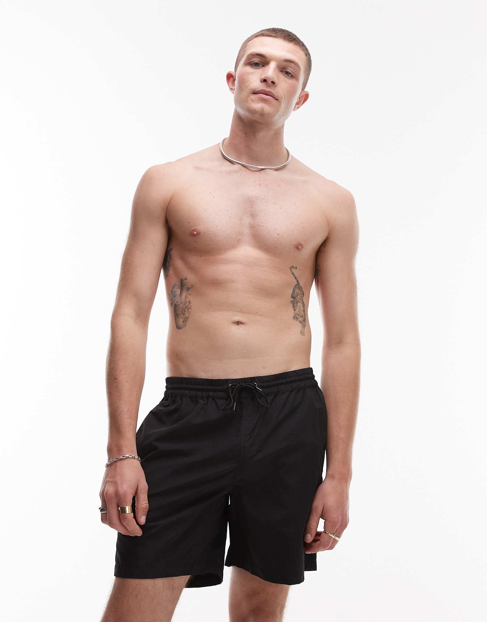 Allsaints warden swim shorts in jet black 16190₽