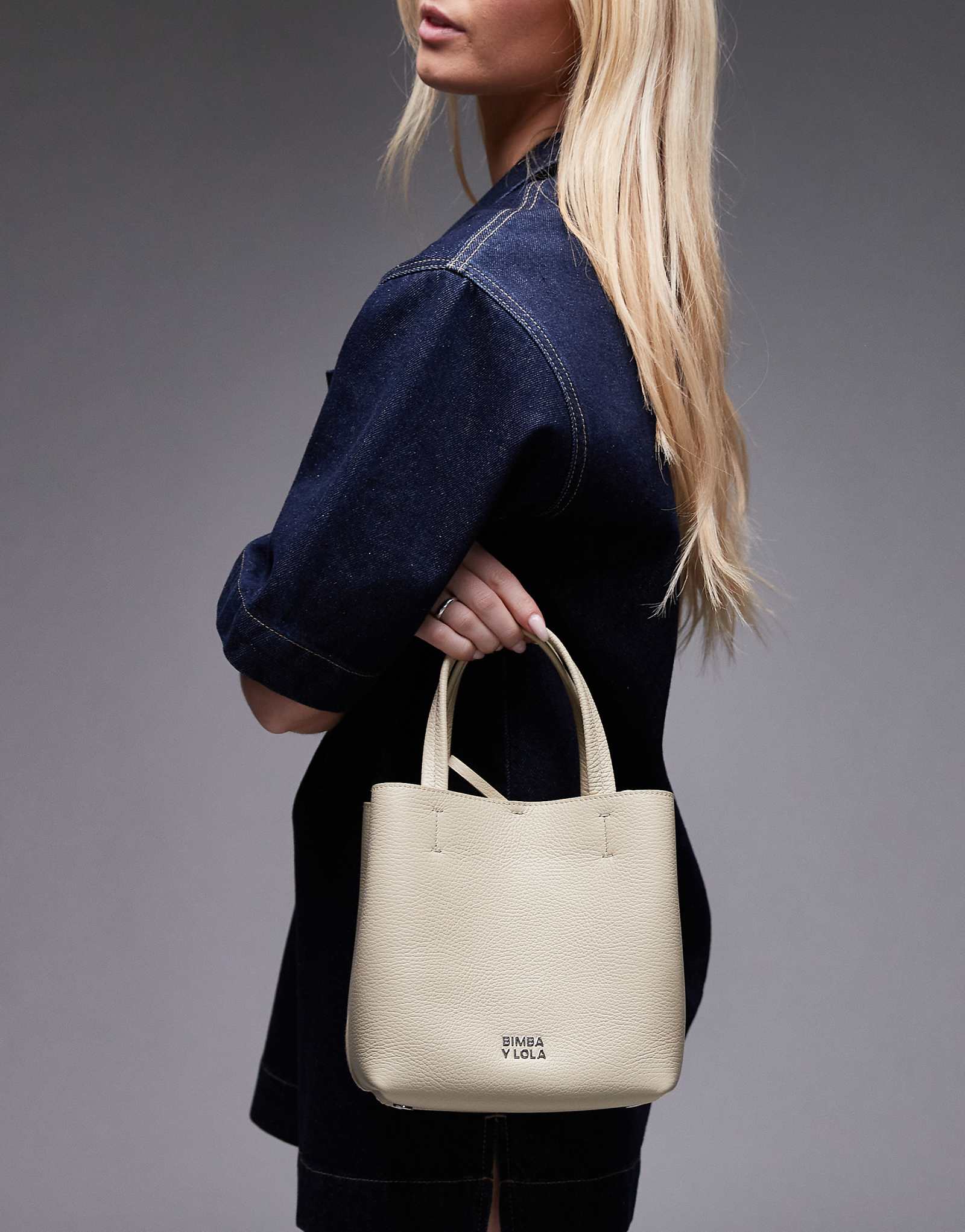 BIMBA Y LOLA large leather Chihuahua bag in asparagus