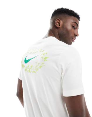 Футболка с логотипом Nike Blooming белого цвета