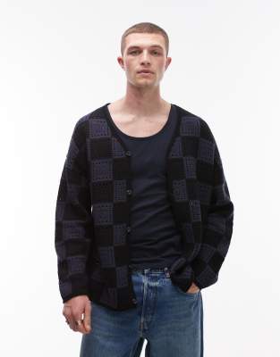 Кардиган в клетку от Topman в черно-сером цвете, связанный крючком