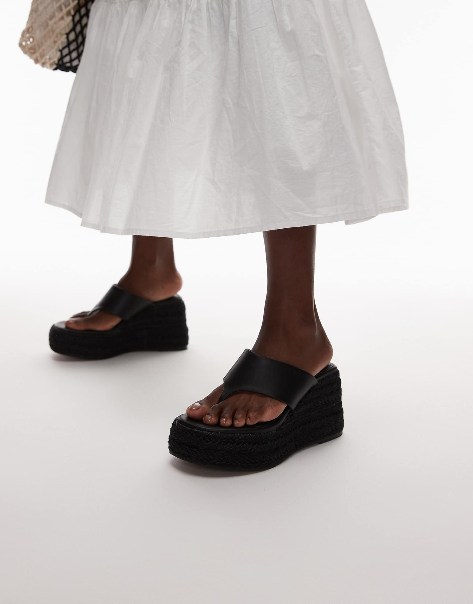 Черные эспадрильи-стринги Topshop Heidi на танкетке 13690₽