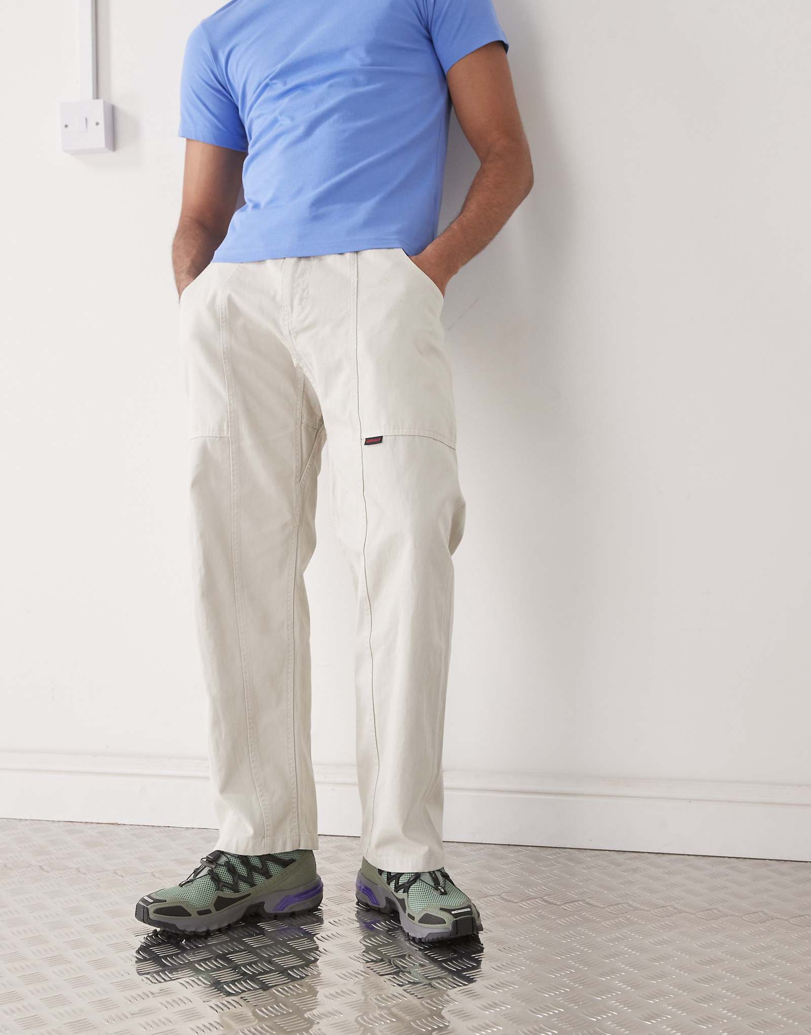 Брюки Gramicci gadget кремового цвета