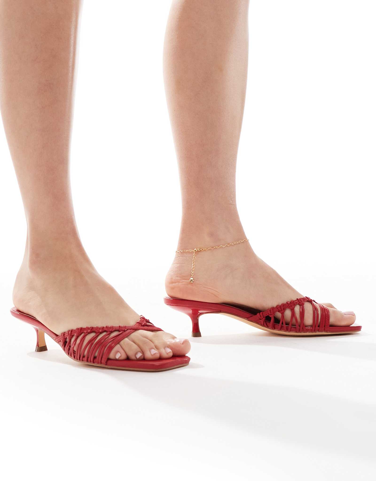 Гламурные плетеные босоножки на высоком каблуке в виде котенка красного цвета 7090₽