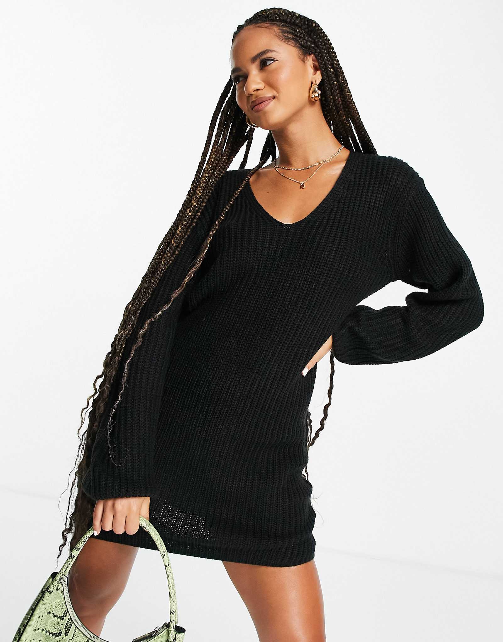 Поношенное платье-свитер Rhiannon черного цвета с открытыми плечами 2290₽