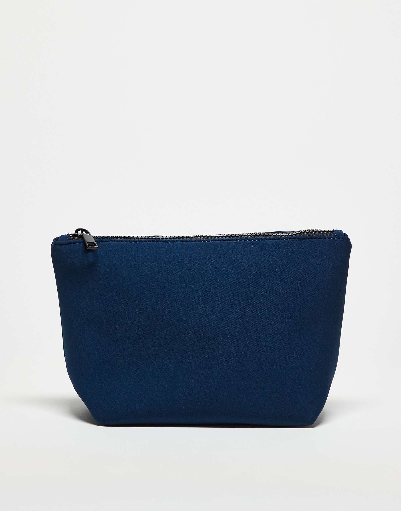 ДИЗАЙНЕРСКАЯ сумка для туалетных принадлежностей ASOS для подводного плавания темно-синего цвета 2490₽