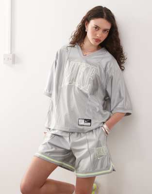 Футболка Nike Street с графическим рисунком серого цвета