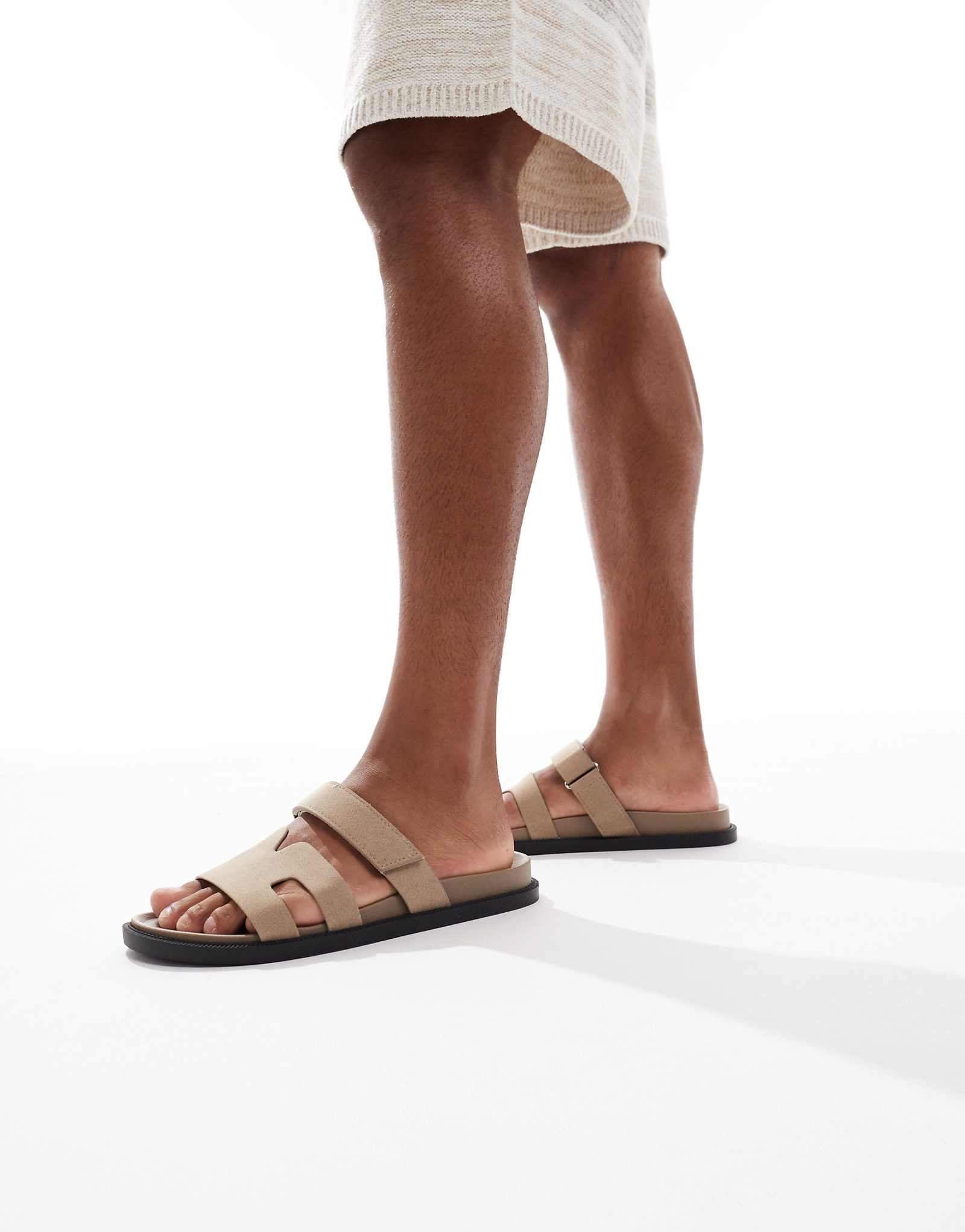 Босоножки SEQWL из искусственного нубука с ремешками темно-серого цвета 7390₽