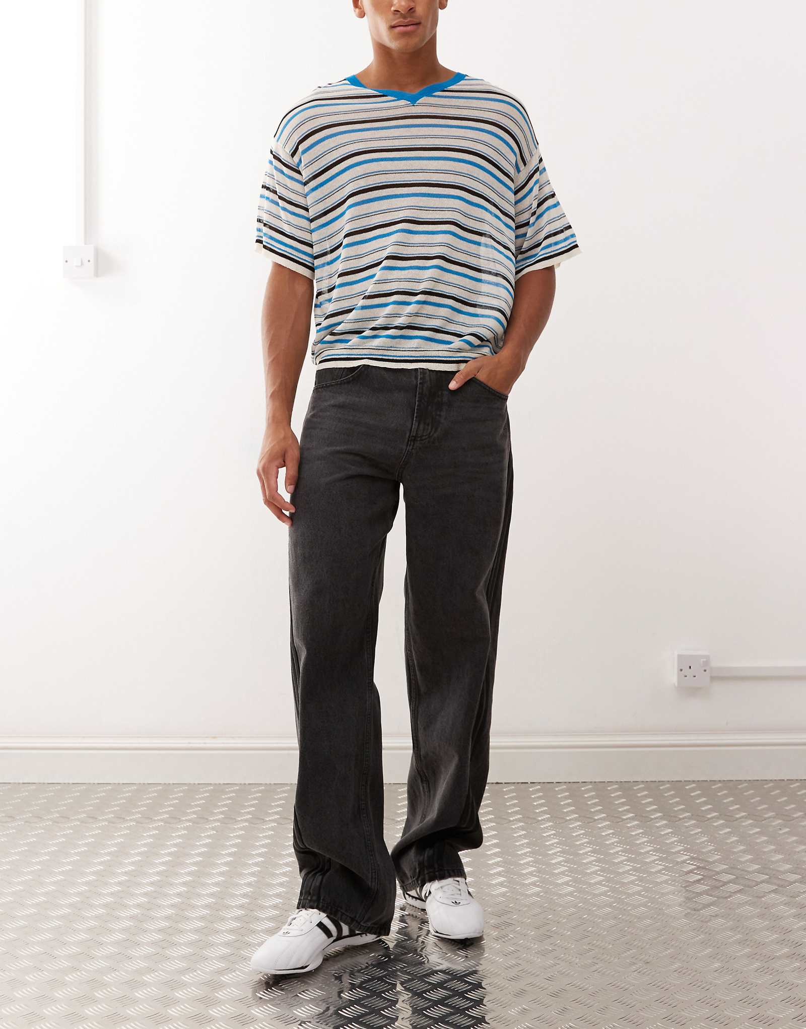 джинсы свободного кроя adidas Originals Adilenium 3-го сезона черного цвета 13290₽