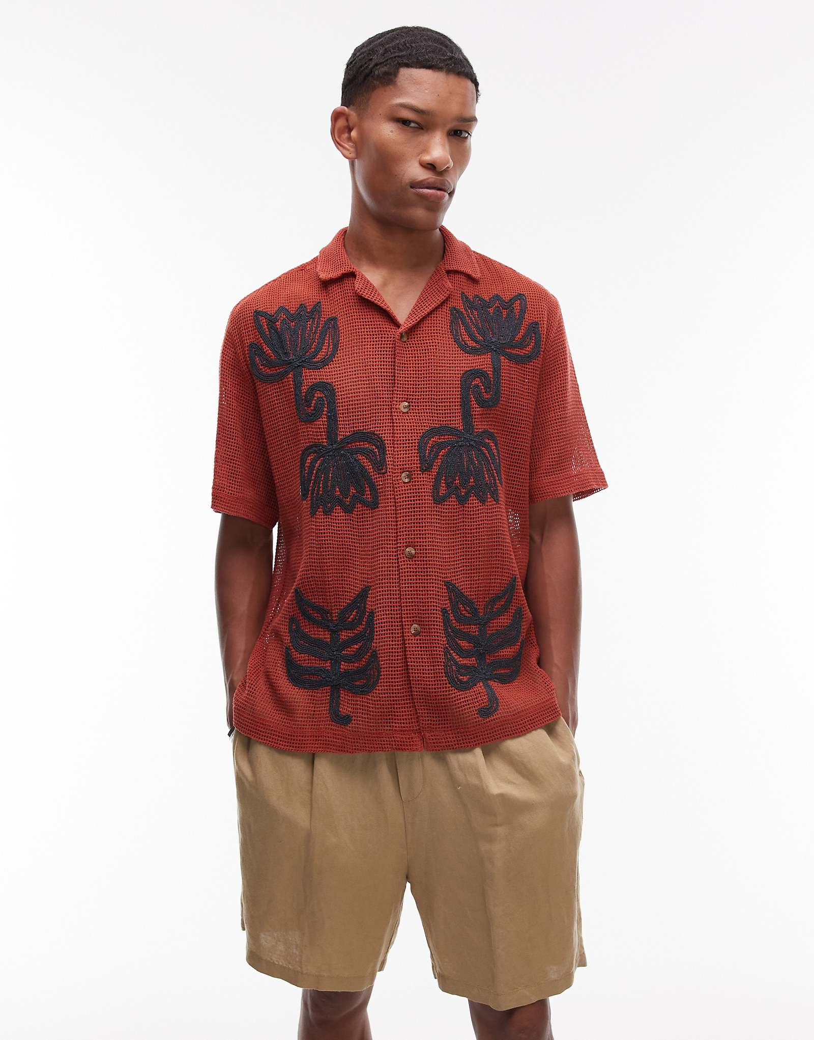 Рубашка Topman с коротким рукавом, вязаная крючком в цветочек цвета ржавчины