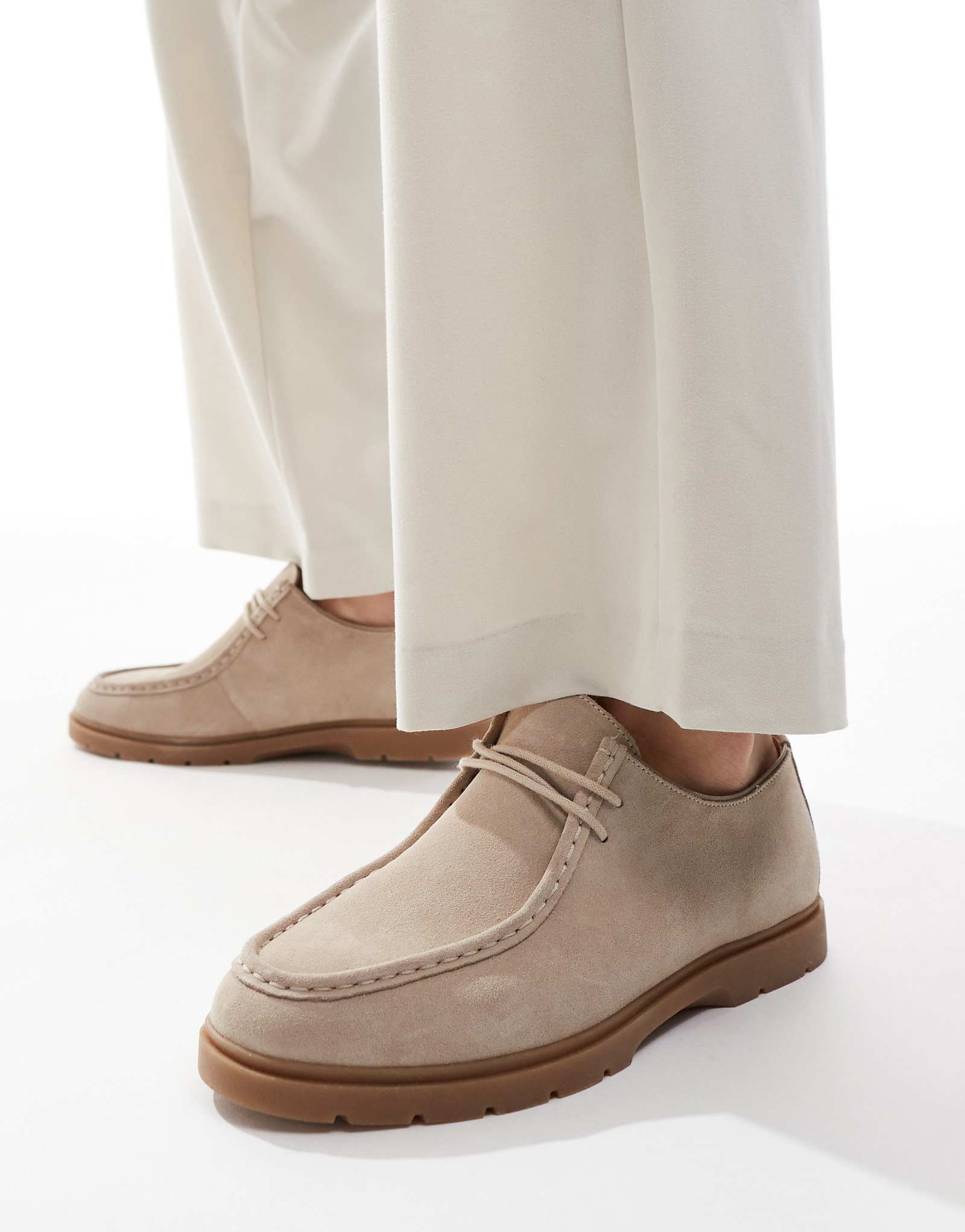 мокасины schuh Pace на шнуровке из песочной замши 13790₽