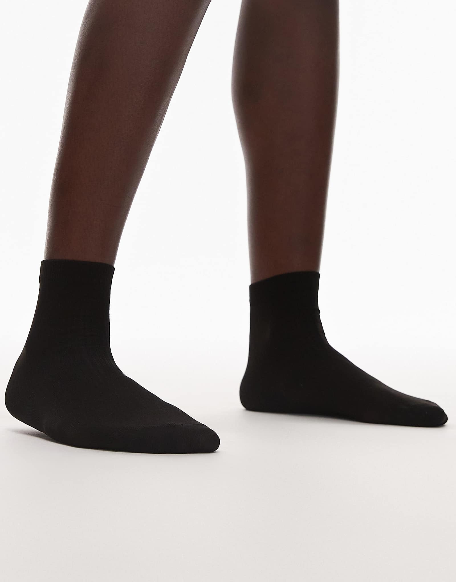 Черные прозрачные носки в рубчик от Topshop 1790₽