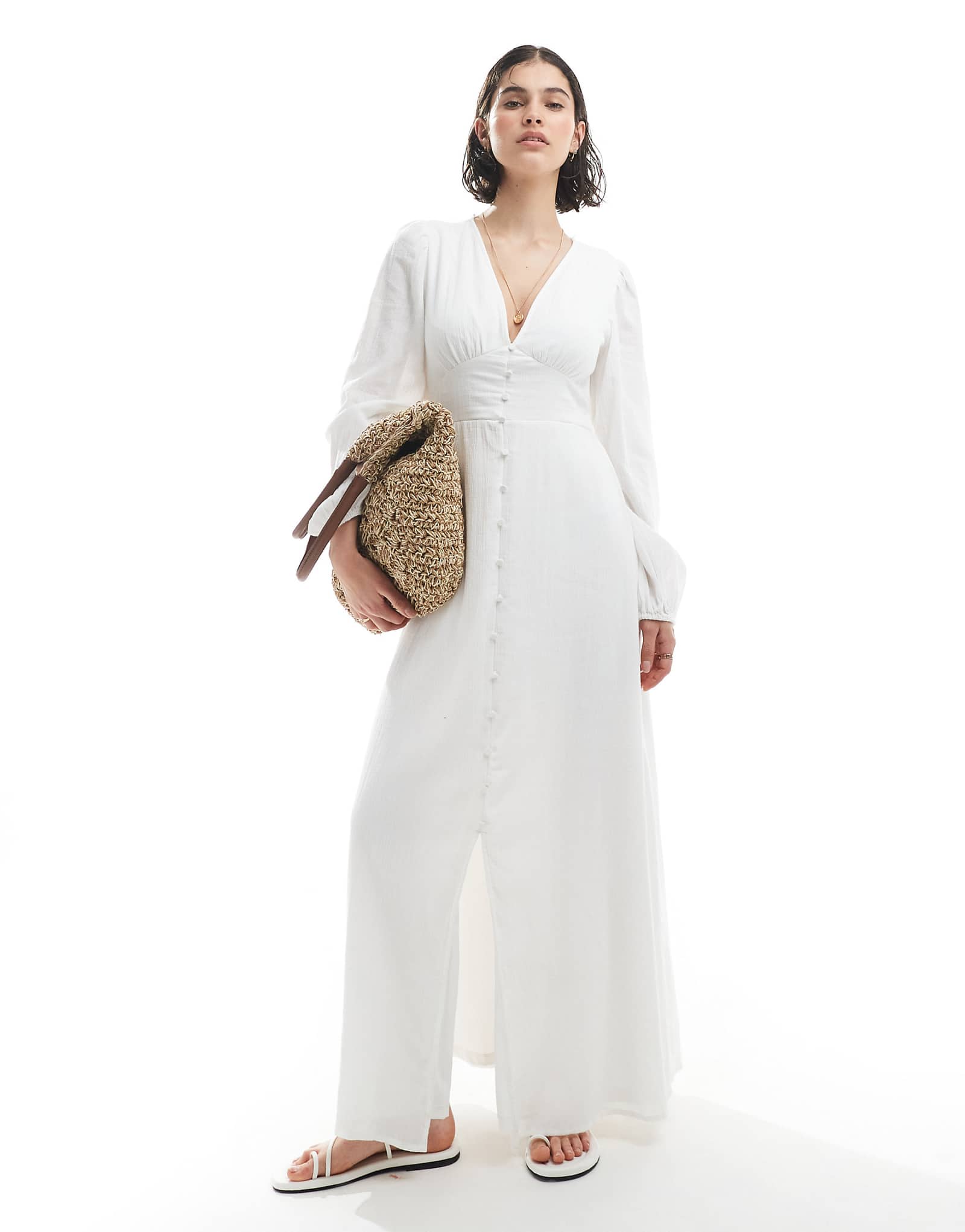 Белое макси-платье в стиле бохо с короткими рукавами из гофрированного хлопка Vero Moda белого цвета 18390₽